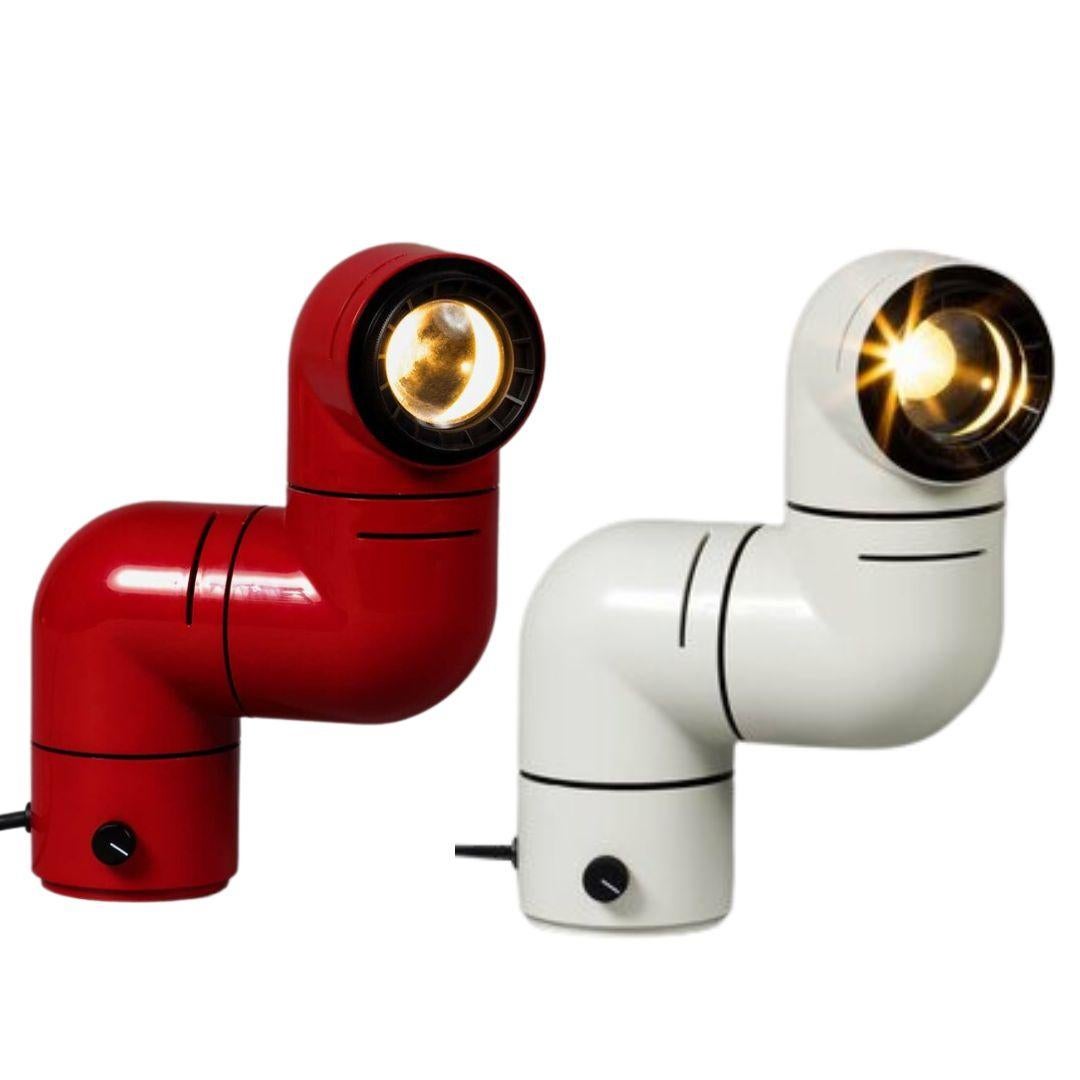 Plastique Andre Ricard lampe de bureau LED « Tatu » en rouge ABS pour Santa & Cole en vente