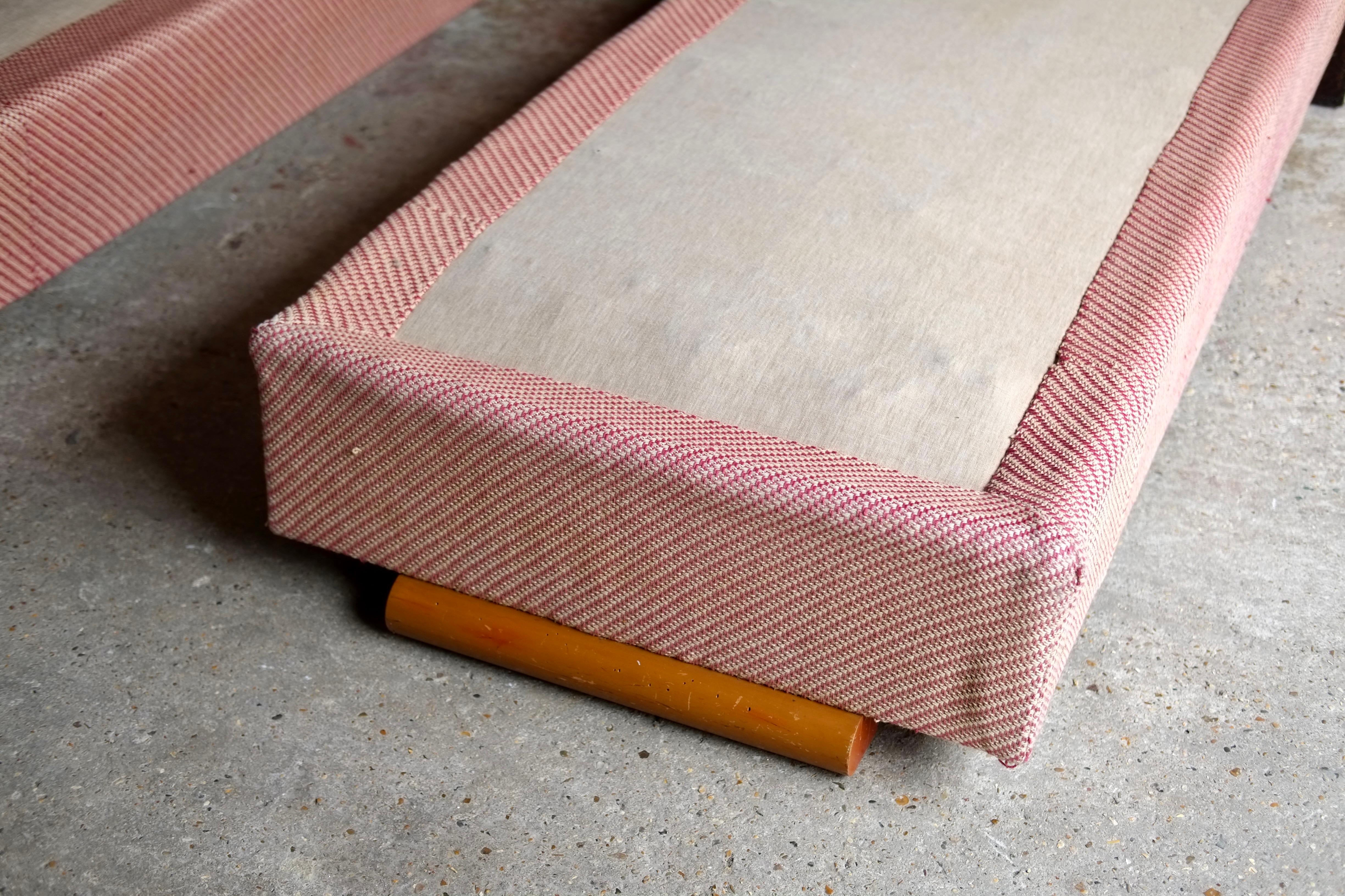 André Sornay Bed 8