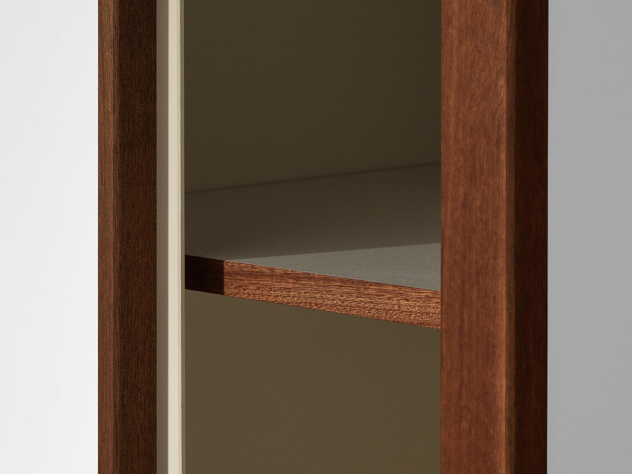Bois André Sornay Armoire ou penderie à portes coulissantes en acajou en vente