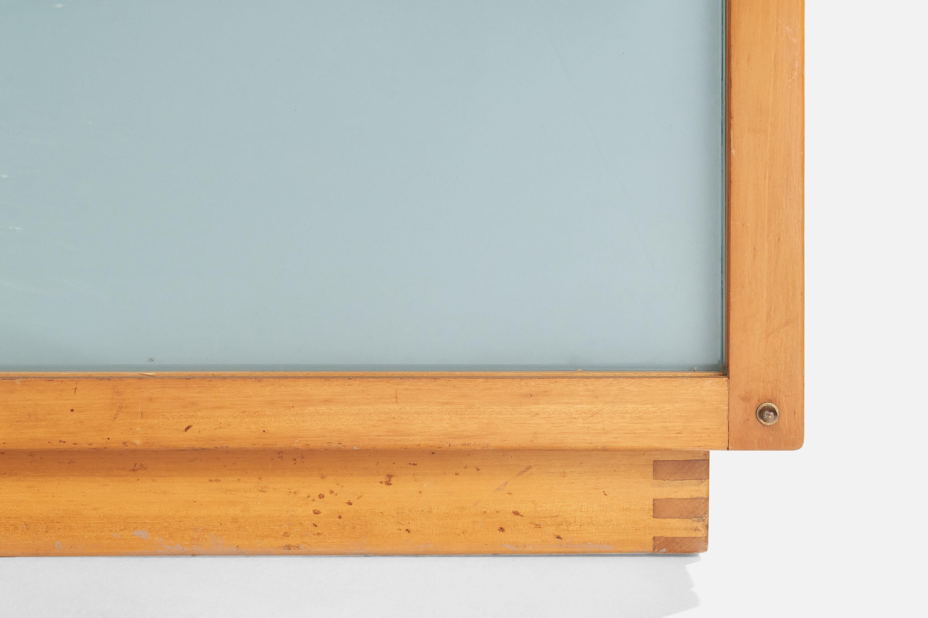 André Sornay, Cabinet, Walnut, Glass, France, 1960s For Sale 6