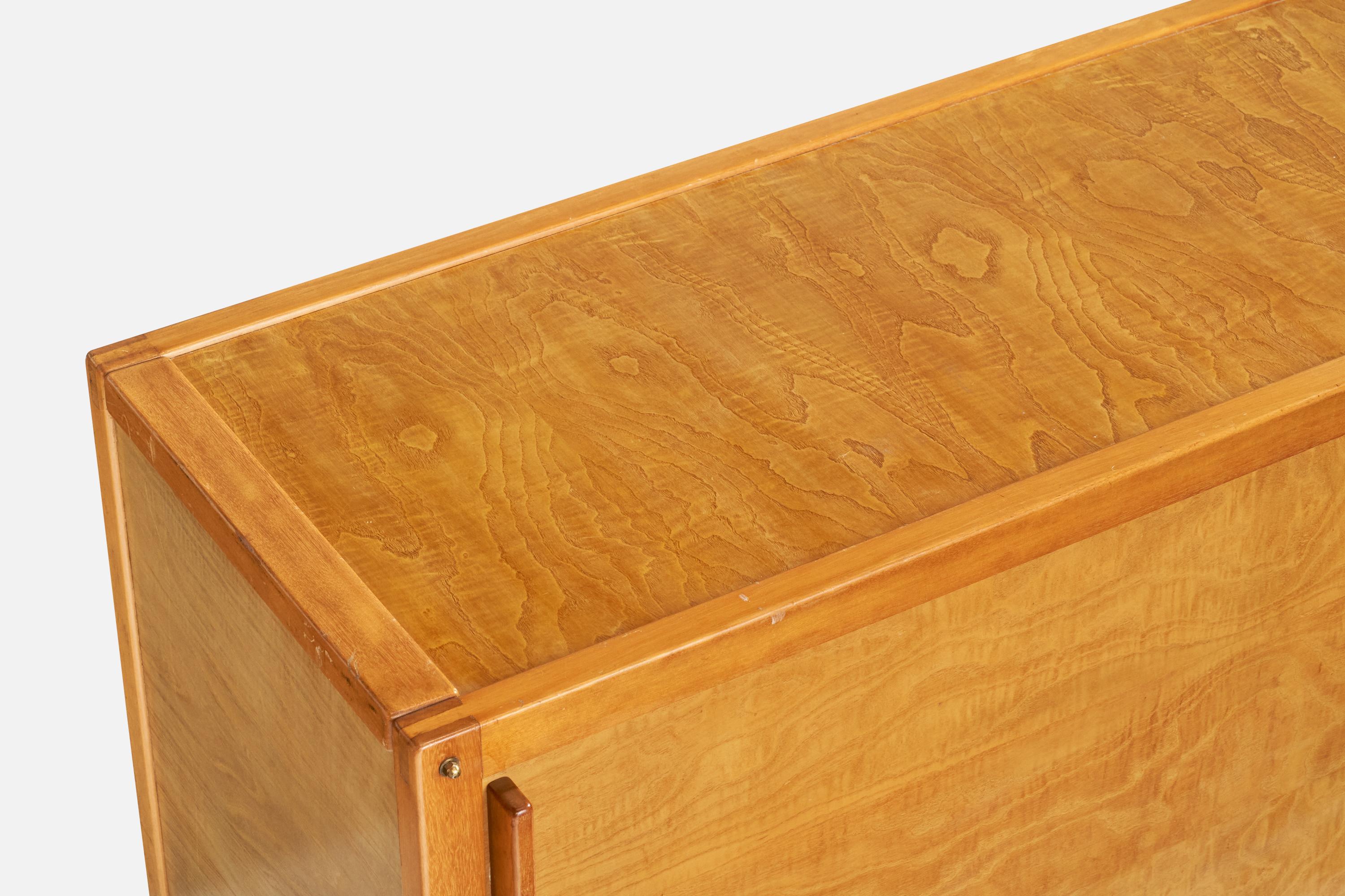 André Sornay, Cabinet, Walnut, Glass, France, 1960s For Sale 7