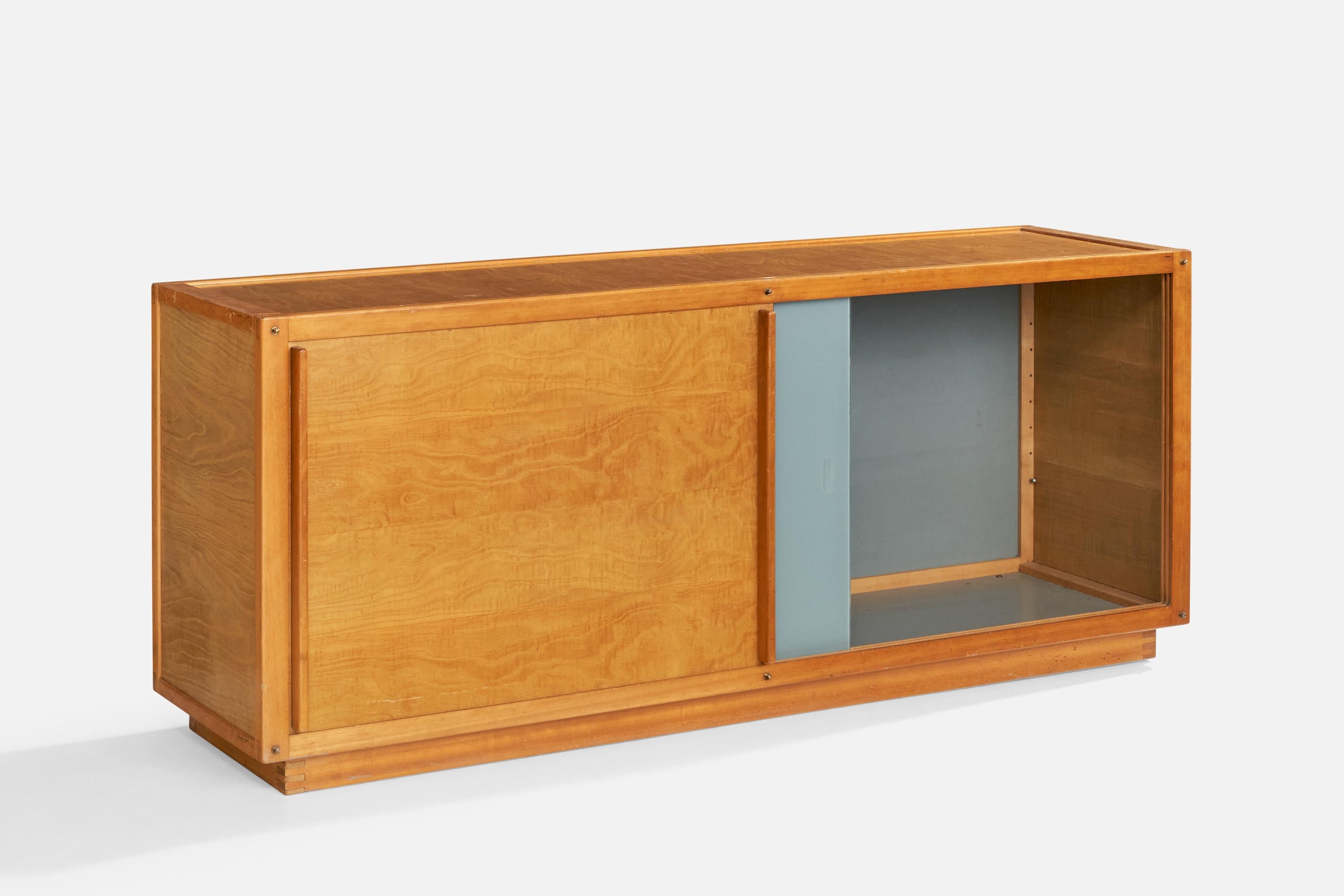 André Sornay, Cabinet, Walnut, Glass, France, 1960s In Good Condition For Sale In High Point, NC