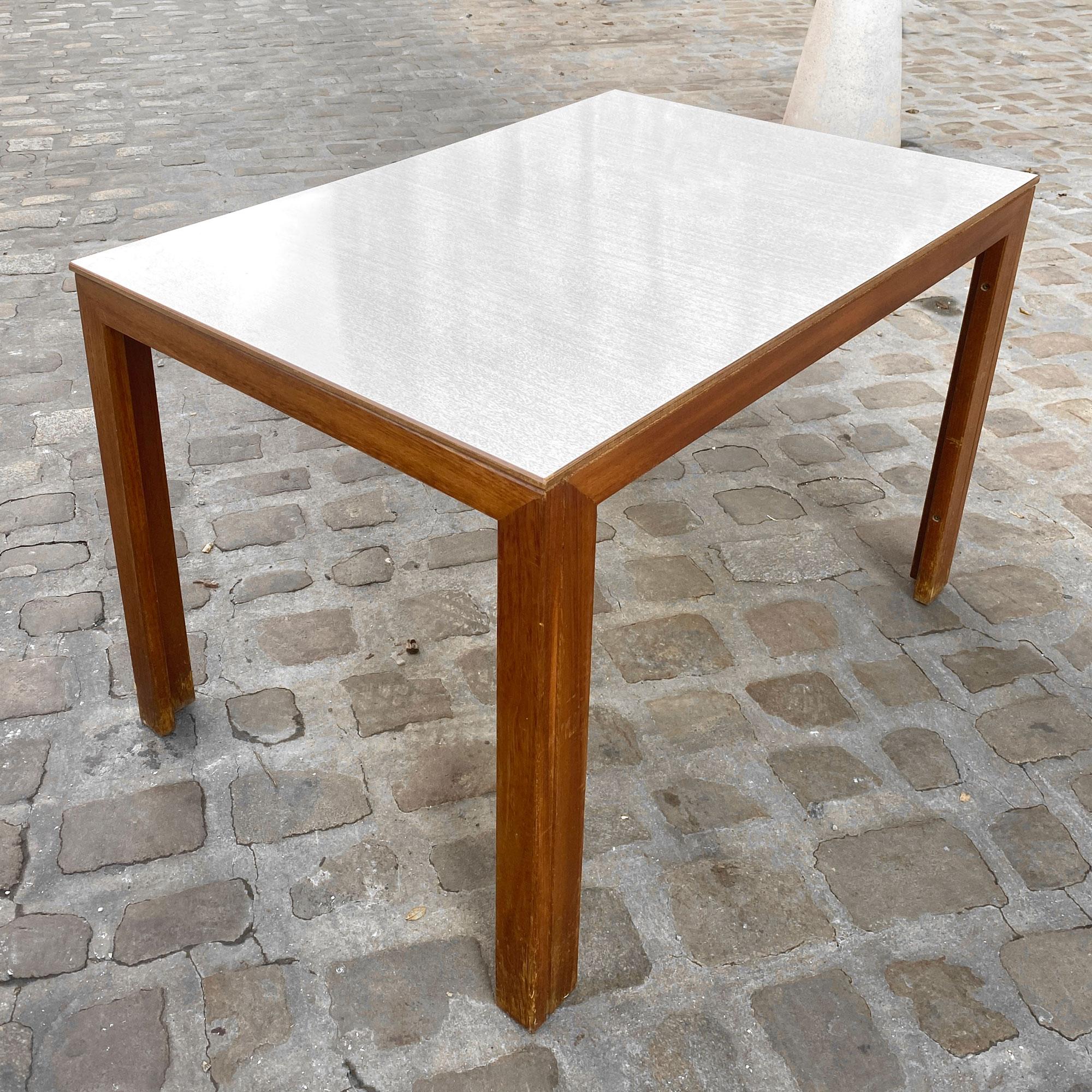 André Sornay Formica desk table from the 1950s In Good Condition For Sale In Grenoble, FR