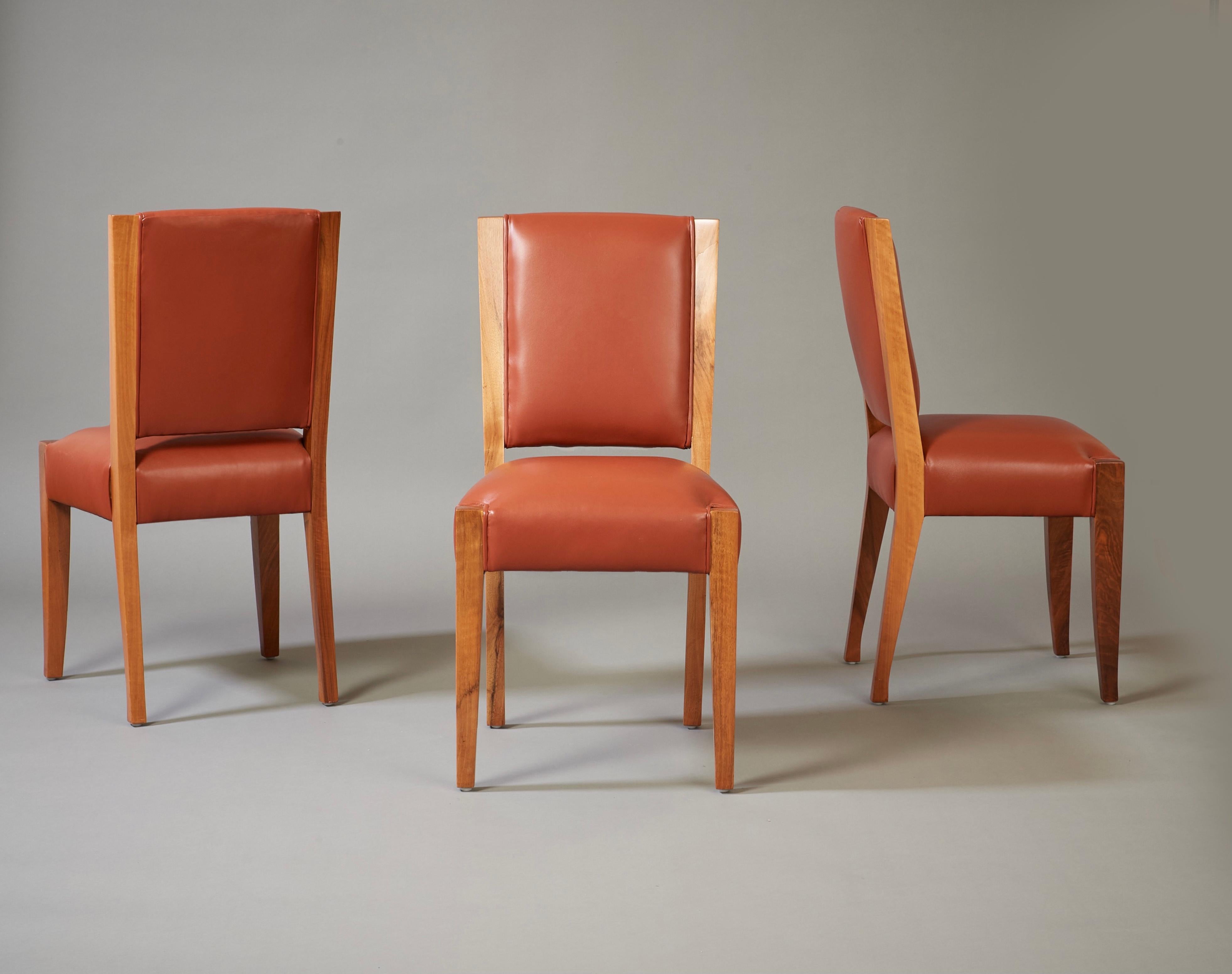 French André Sornay: Important Set of Six Walnut & Leather Dining Chairs, France 1930s For Sale