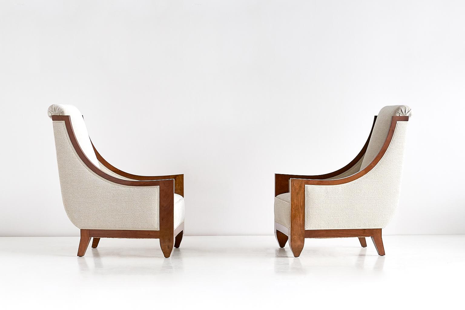 André Sornay Pair of Art Deco Armchairs in Walnut, France, Late 1920s 4