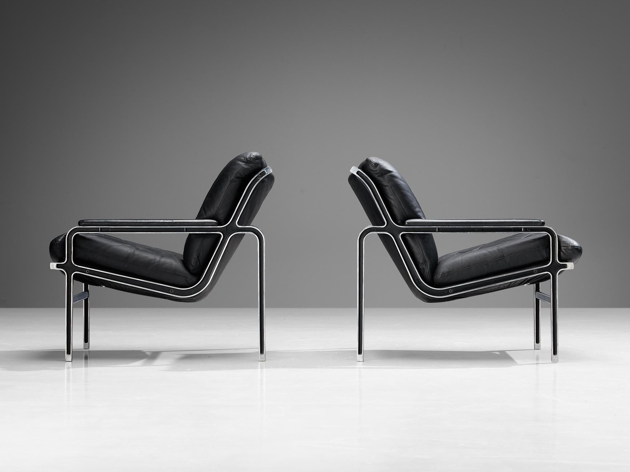 Andre Vandenbeuck for Strässle Pair of 'Aluline' Lounge Chairs in Black Leather In Good Condition For Sale In Waalwijk, NL