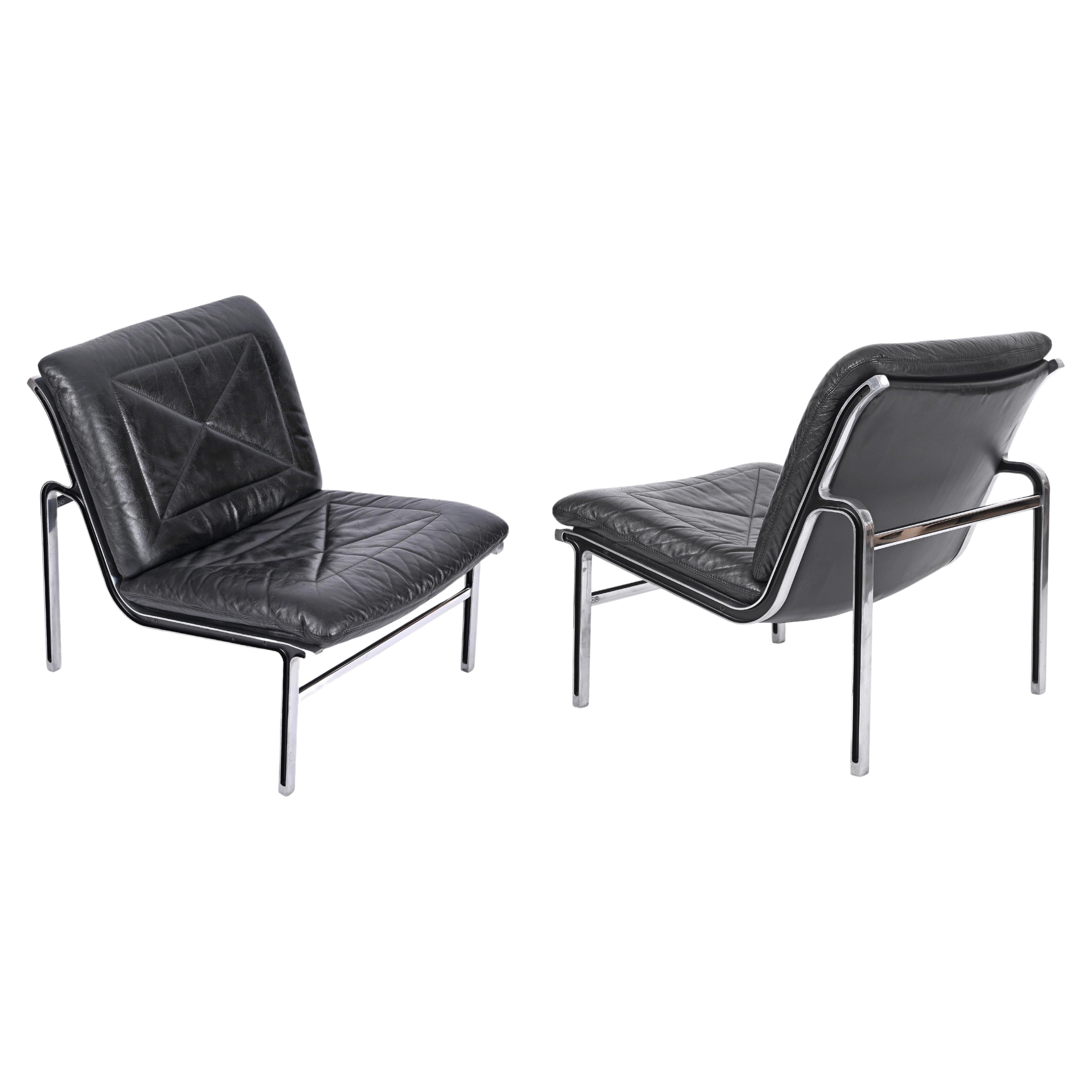 Andre Vandenbeuck Pair of 'Aluline' Lounge Chairs in Black Leather, Swiss, 1960s For Sale