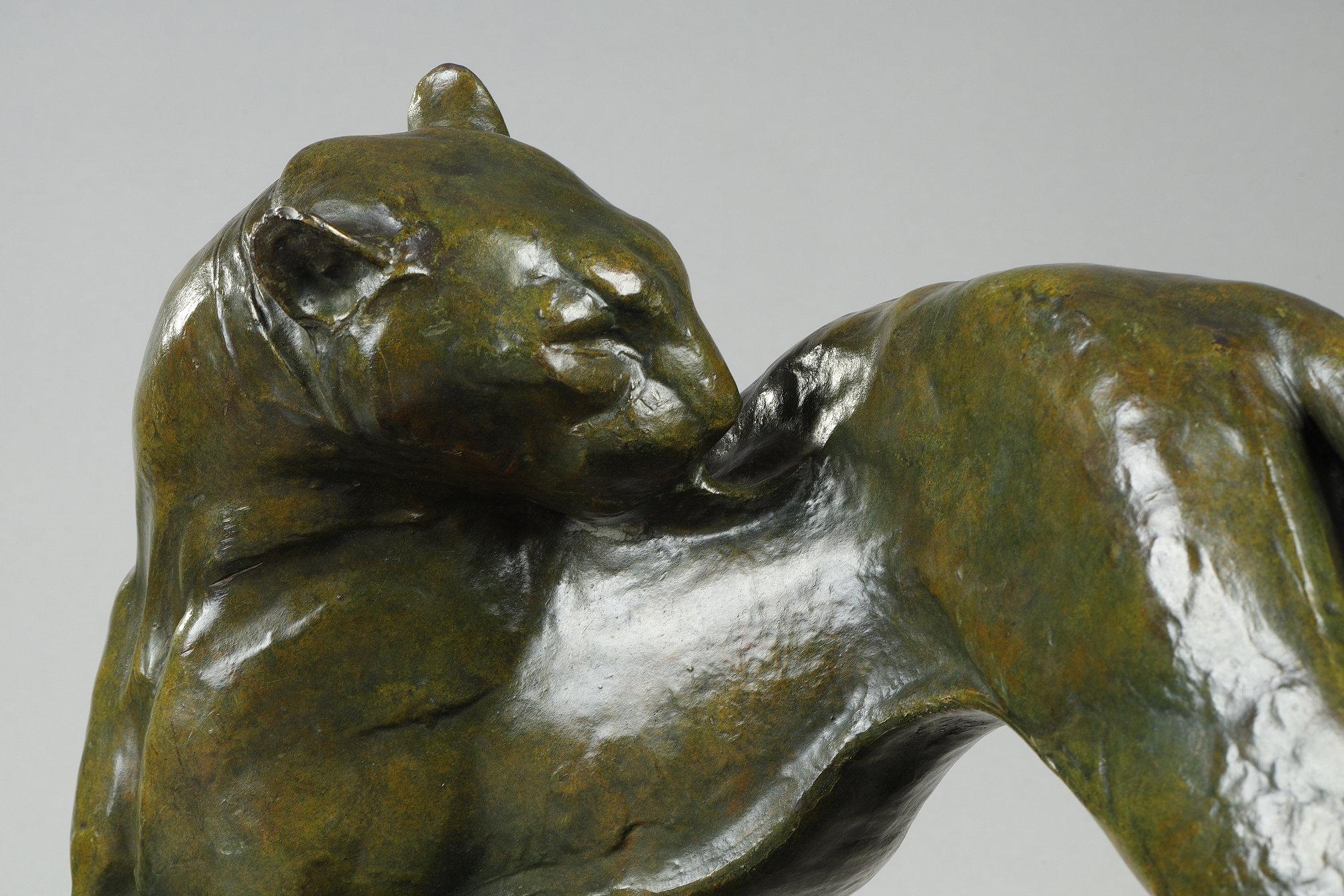 Panther licking - Gold Figurative Sculpture by André Vincent Becquerel