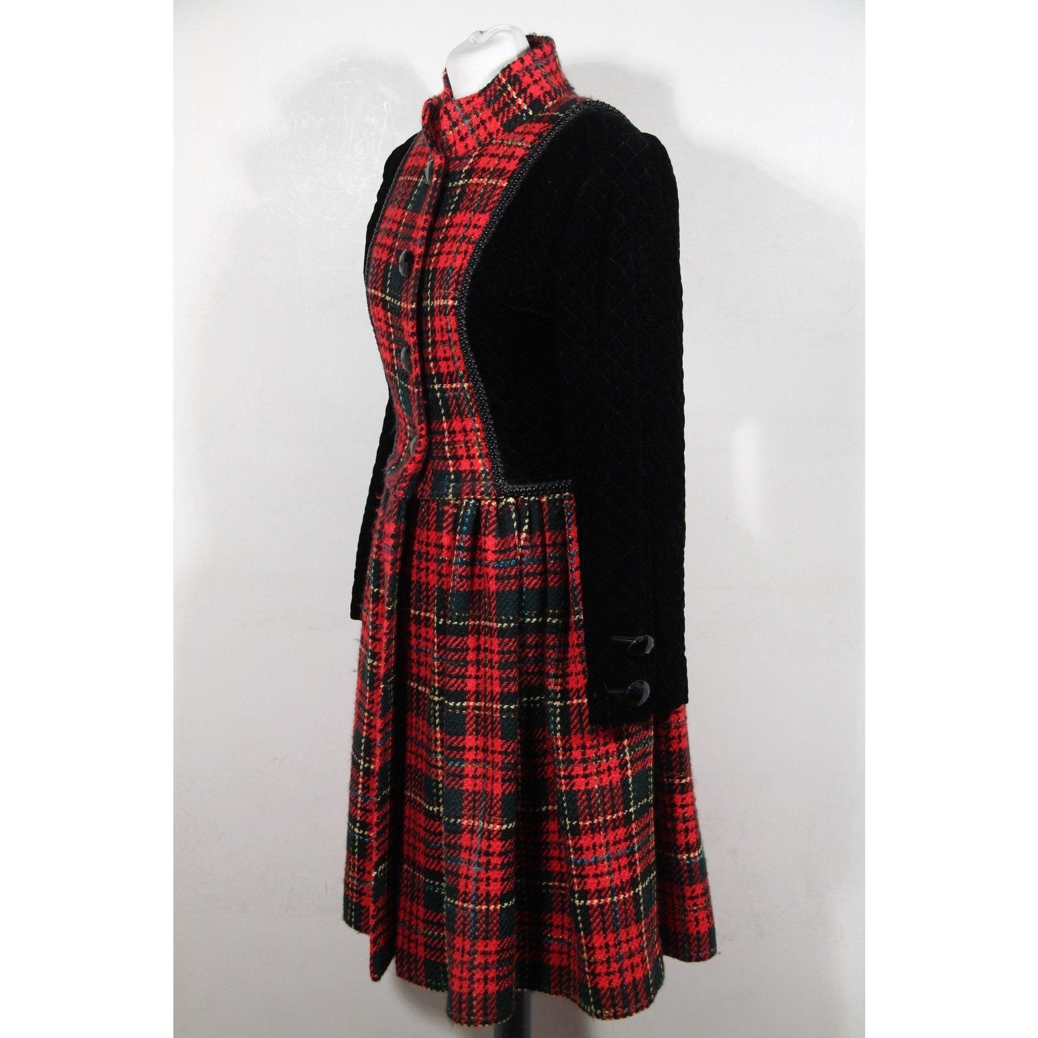Andrea Odicini Vintage Schwarzer Samt Roter Tartan-Mantel Robe Manteau Damen im Angebot