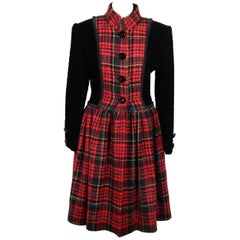 Andrea Odicini Vintage Black Velvet Red Tartan Coat Robe Manteau