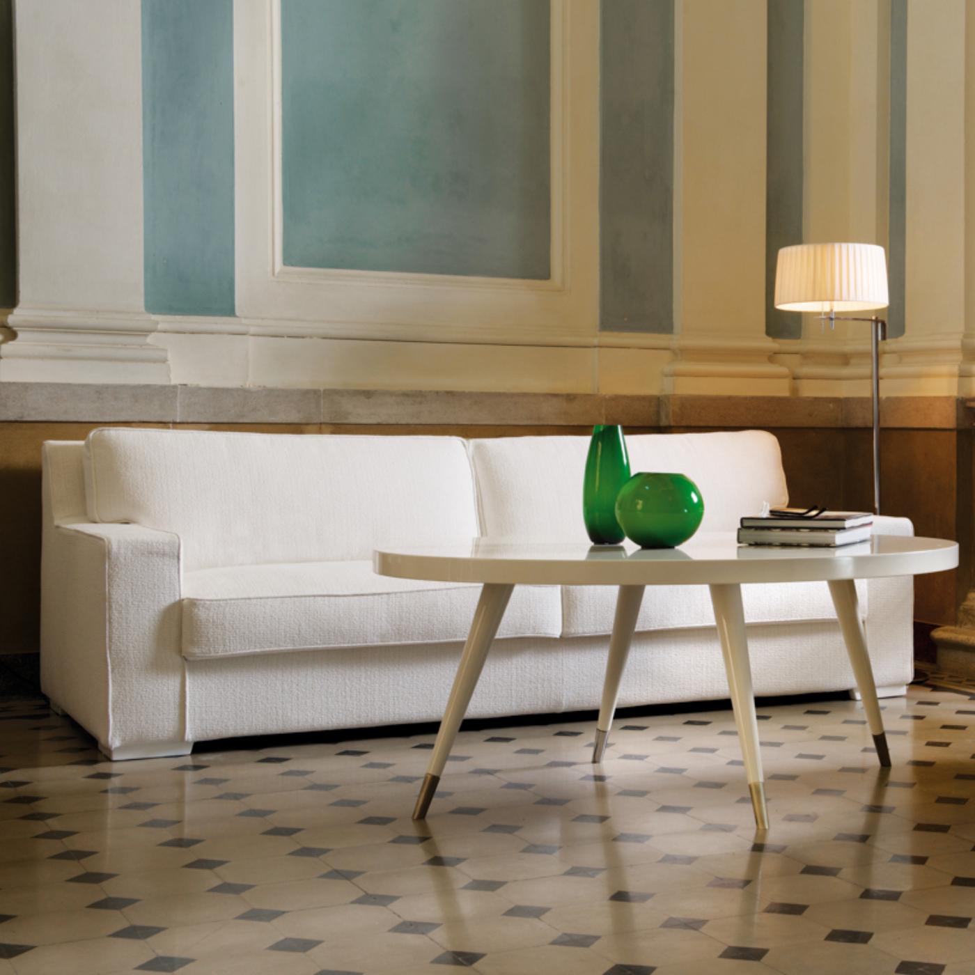 Andrea Oval Coffee Table by Dom Edizioni In New Condition For Sale In Milan, IT