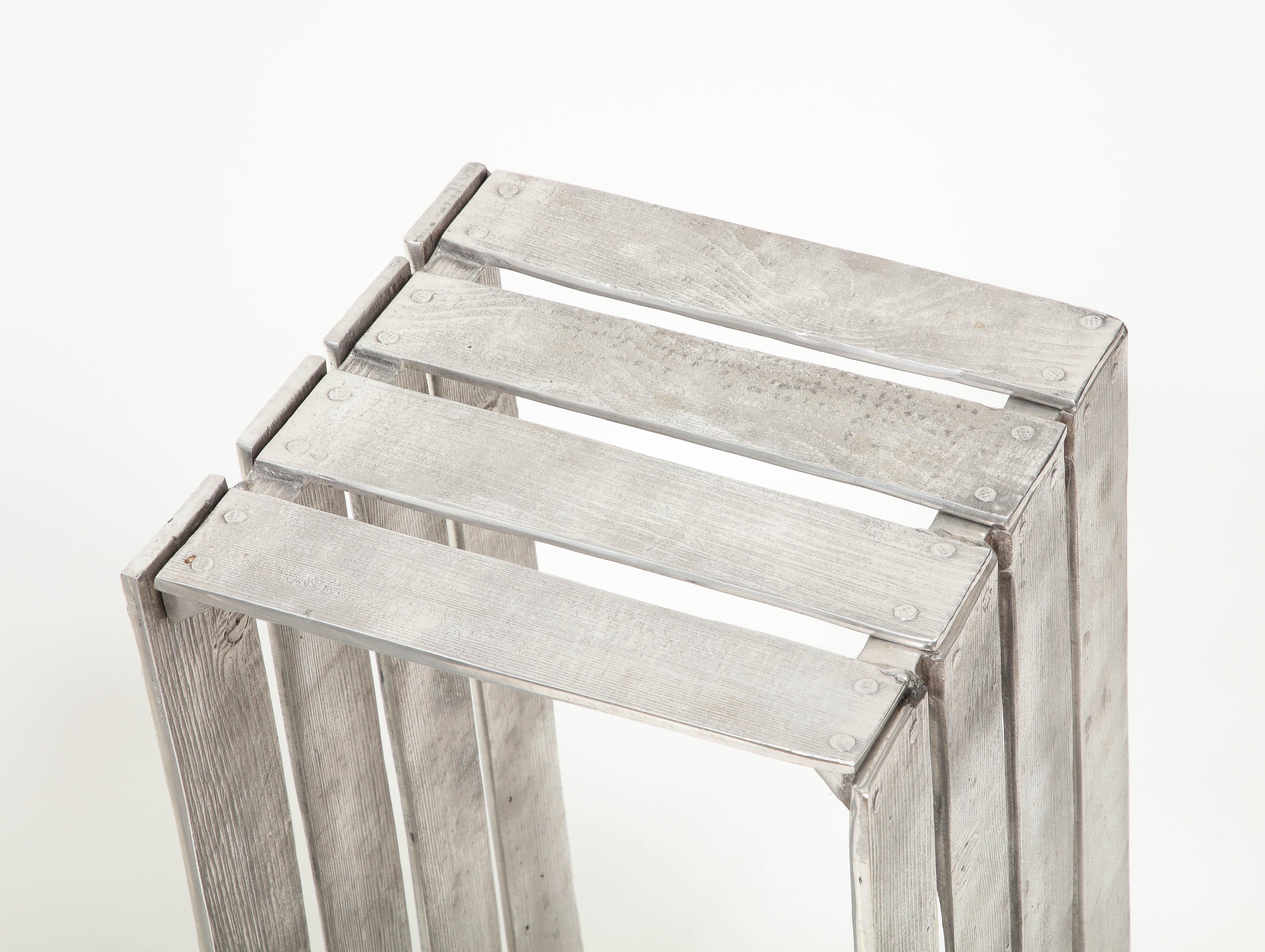 Ensemble chaise et table en aluminium coulé argenté Andrea Salvetti, 