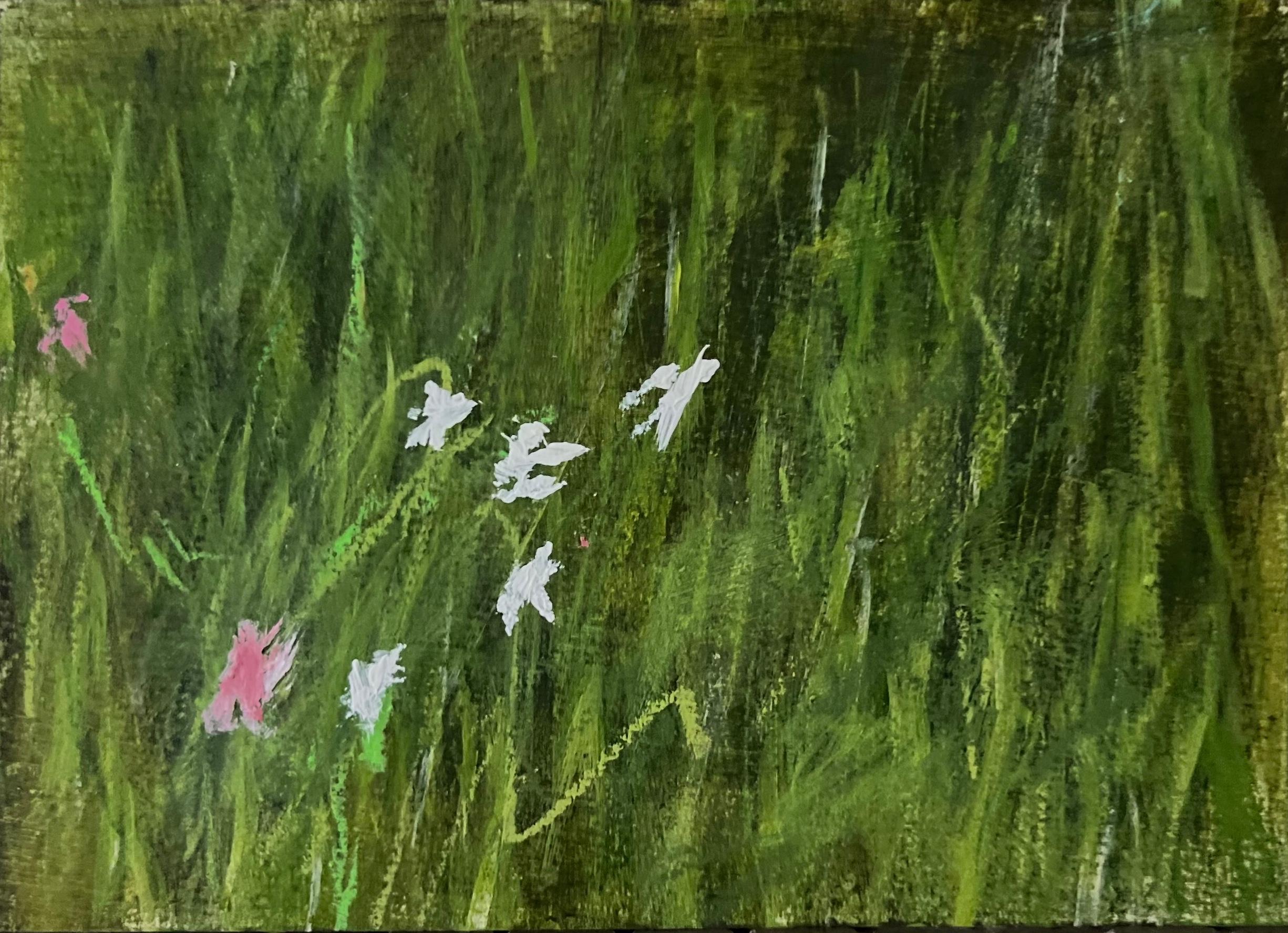 A Walk In The Grass - Questa opera d'arte originale su carta acquerellata cattura un campo d'erba vibrante ed espressivo, dove spuntano alcuni fiori delicati. Una serie di verdi lussureggianti, stratificati con pennellate di pittura acrilica e