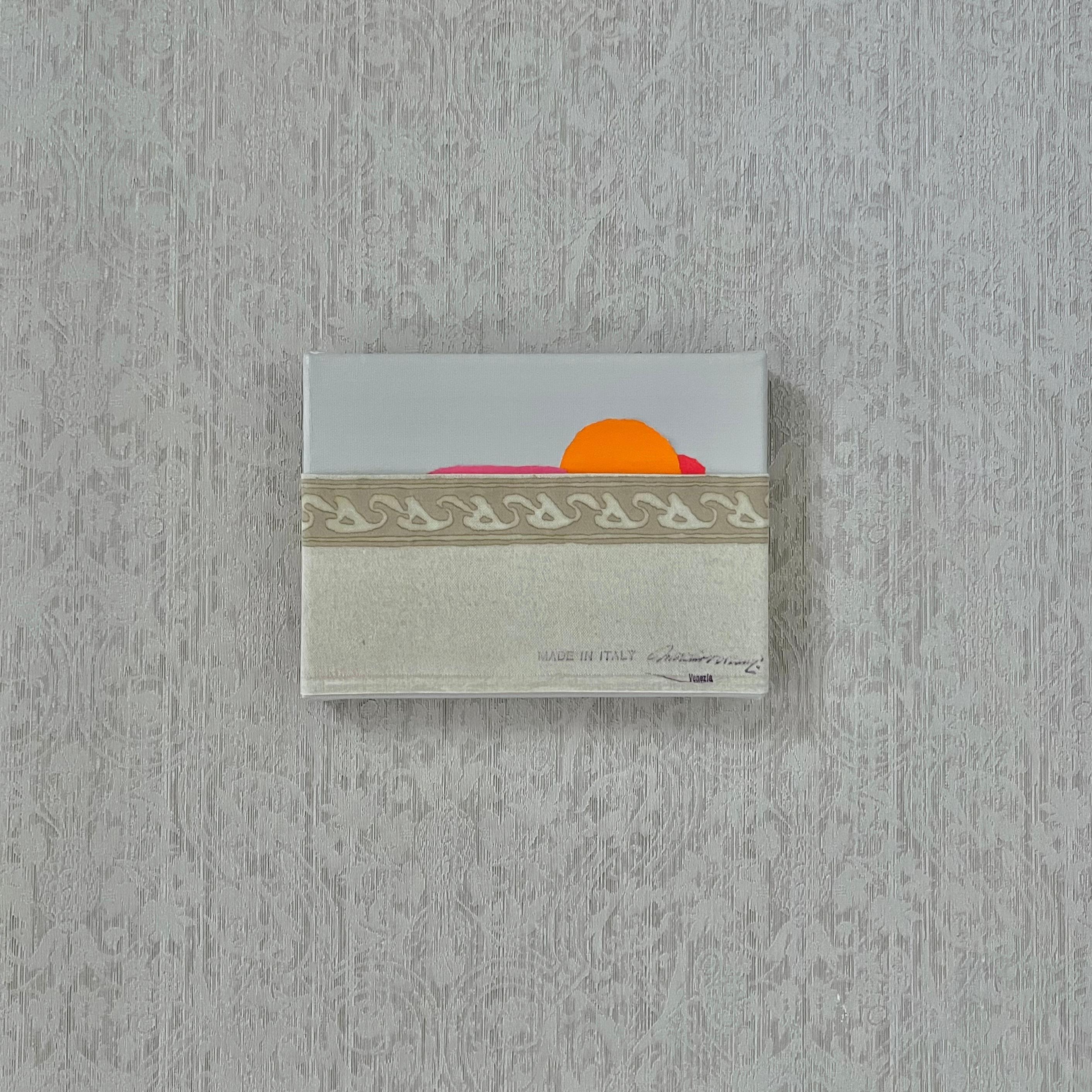 Landscape Painting Andrea Stajan-Ferkul - Un soleil orange, 8 "x6", Série Fragments de Fortuny, Collage, Paysage abstrait