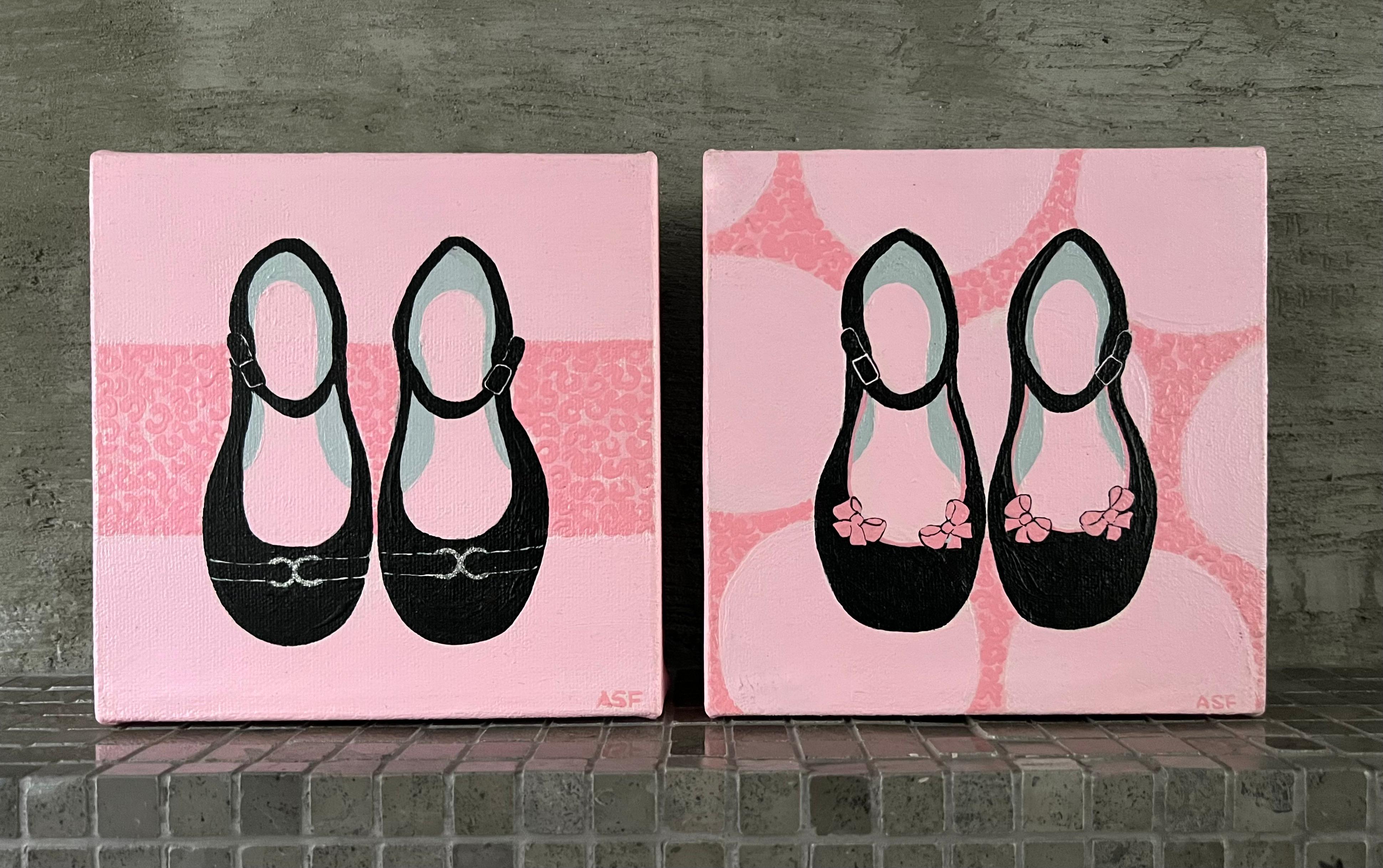 Still-Life Painting di Andrea Stajan-Ferkul - Scarpe da sera da bambina, set di 2 dipinti originali, 6 "x6" ciascuno, rosa e nero