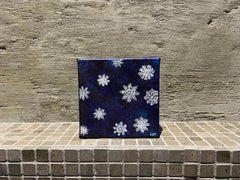 Copos de nieve ll  - 4 "x4", Azul y Blanco, Invierno, Nieve, Navidad, Pequeña Pintura