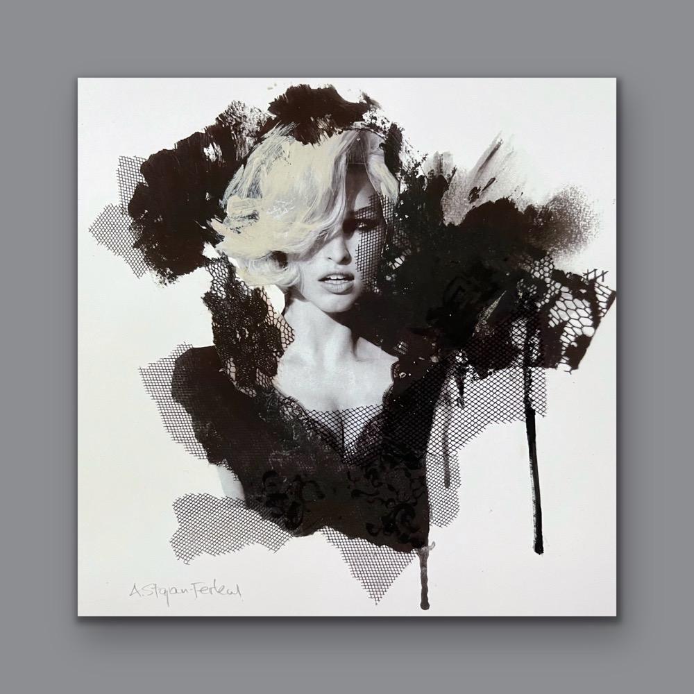 Material Girl, 8 "x8", impression giclée avec embellissements à la main, noir et blanc