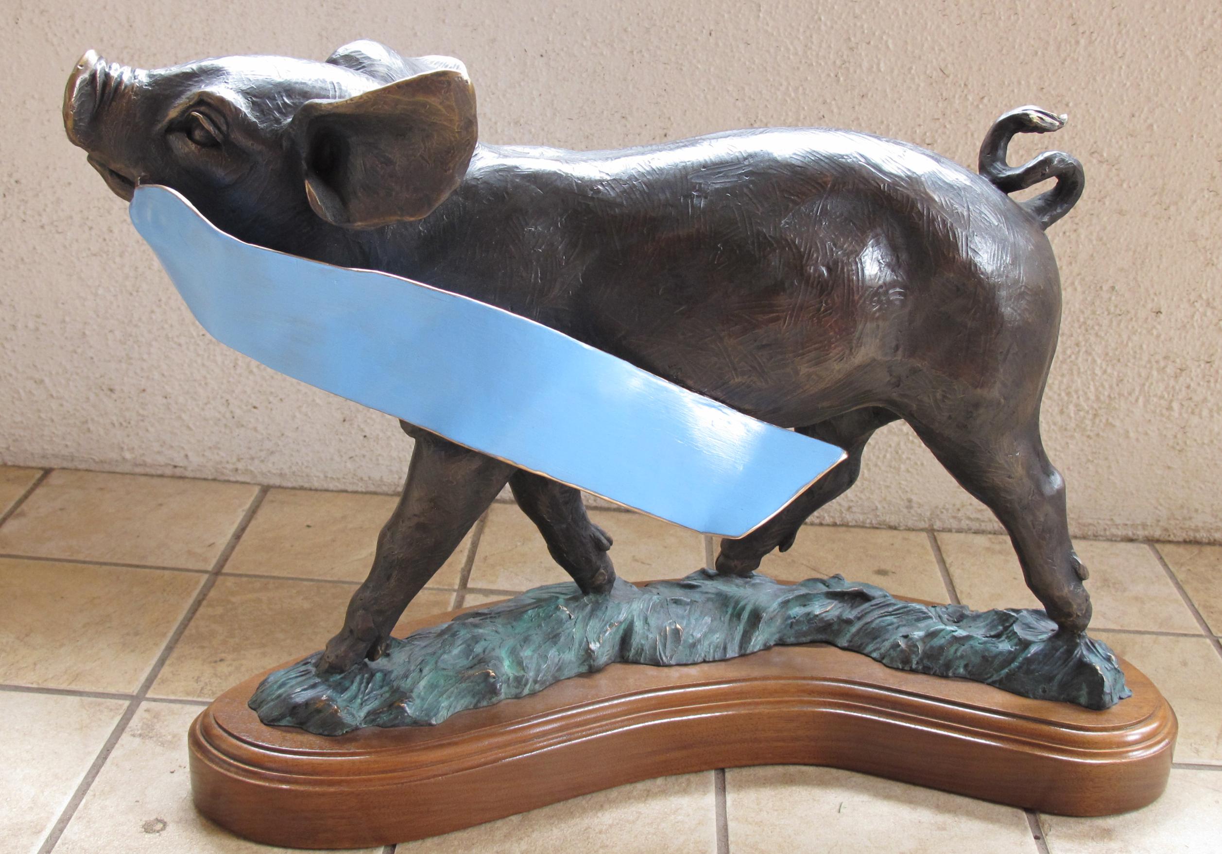 Hamlet - Sculpture by Andrea Wilkinson