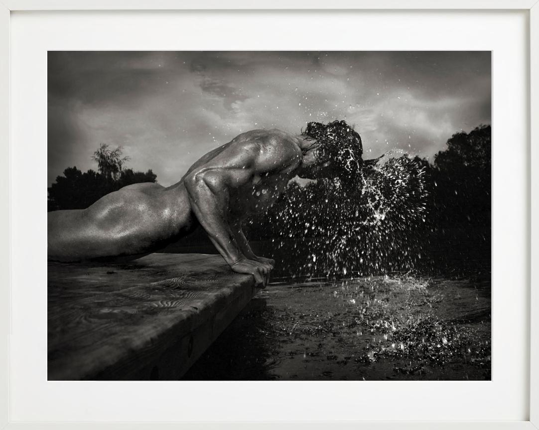 Patrick - Nuoto nudo, Fotografia d'autore, 2007 in vendita 3