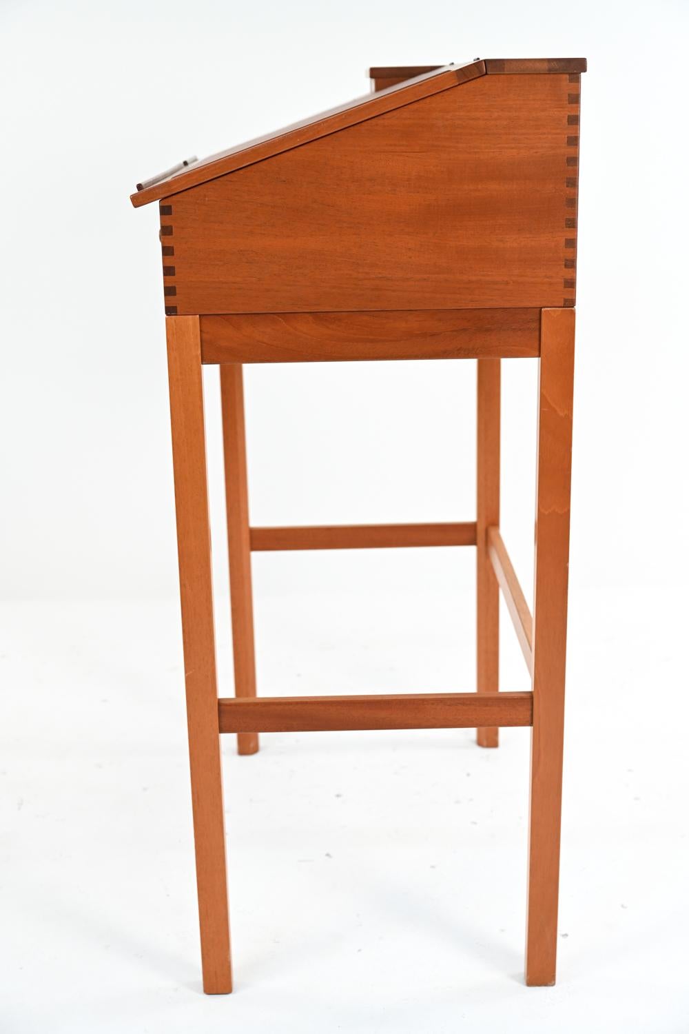 Andreas Hansen Cherry Wood Standing Desk 3