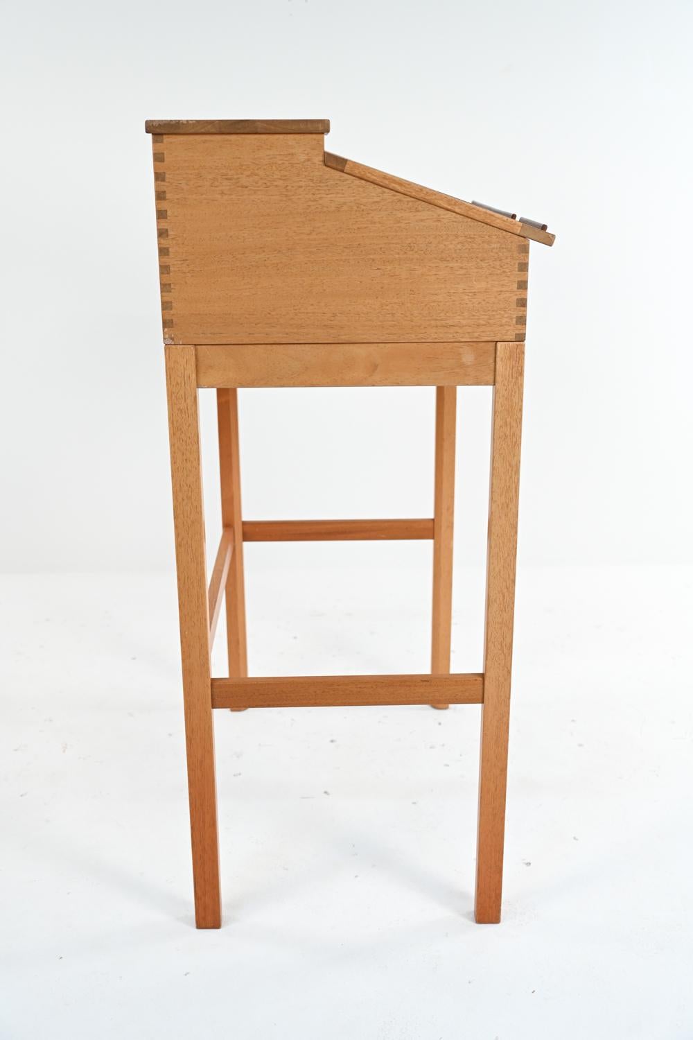 Andreas Hansen Cherry Wood Standing Desk 8