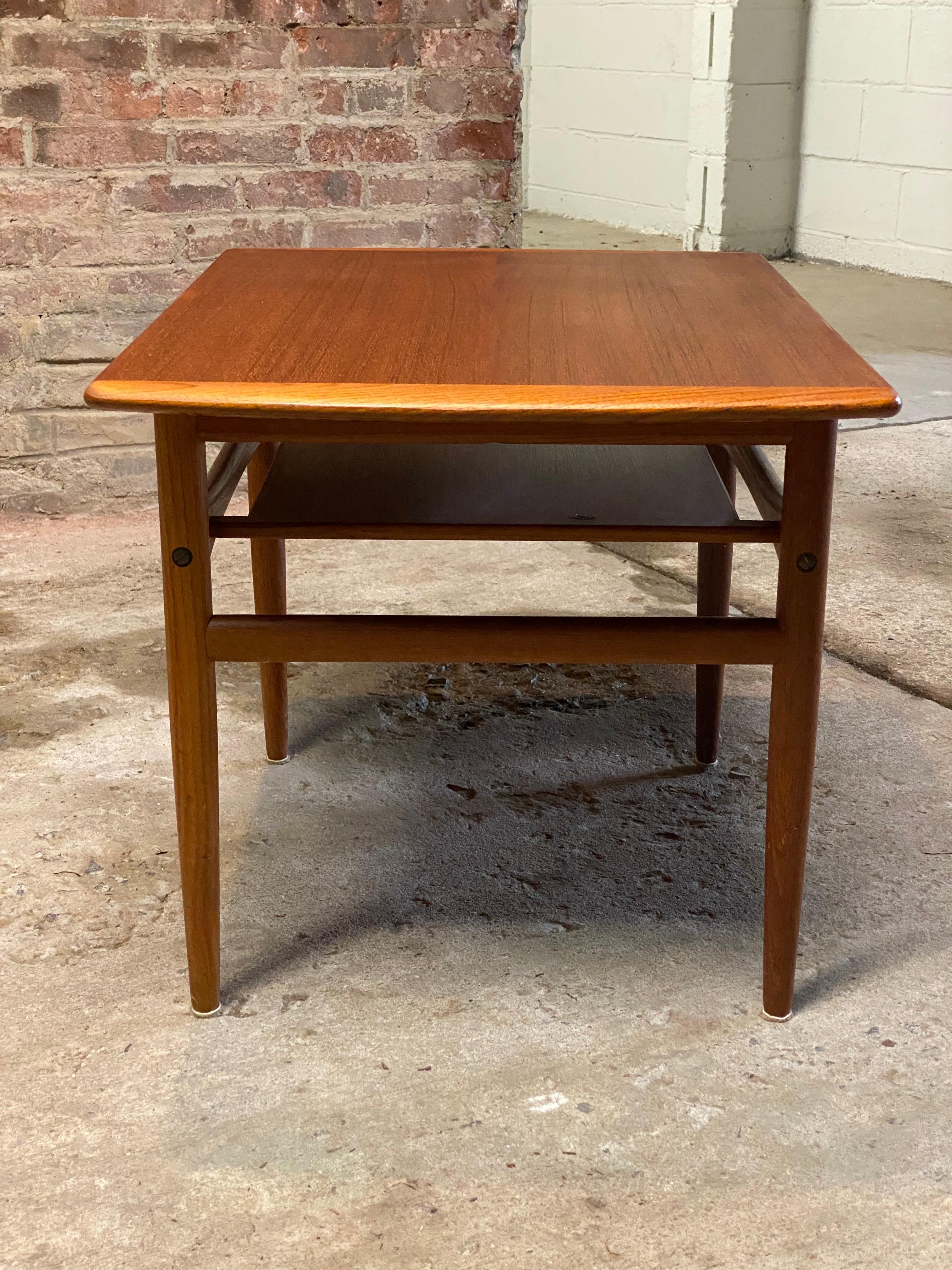 Veneer Andreas Hansen for Arrebo Mobler Teak Danish Modern End Table