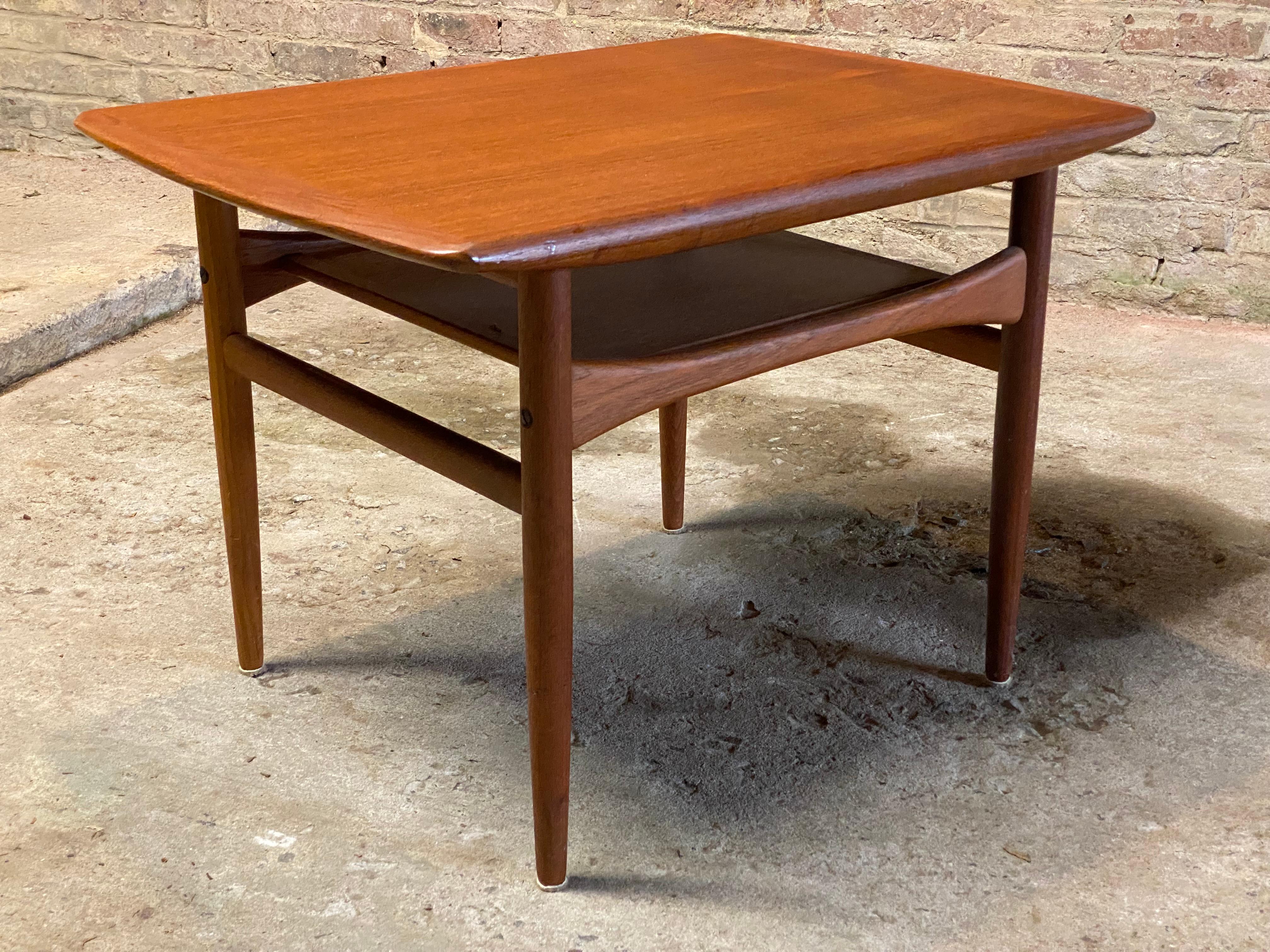 Mid-20th Century Andreas Hansen for Arrebo Mobler Teak Danish Modern End Table