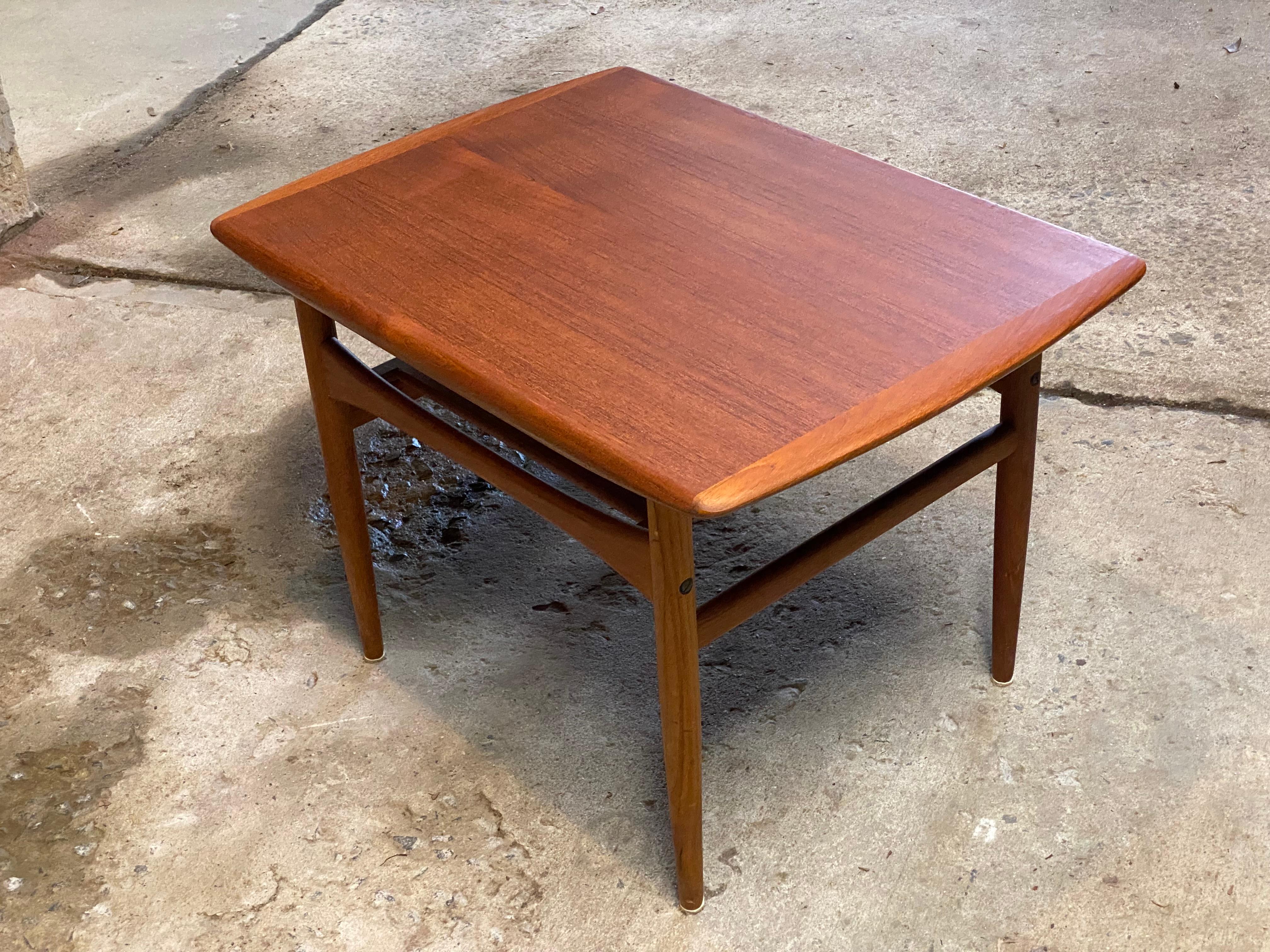 Andreas Hansen for Arrebo Mobler Teak Danish Modern End Table 1