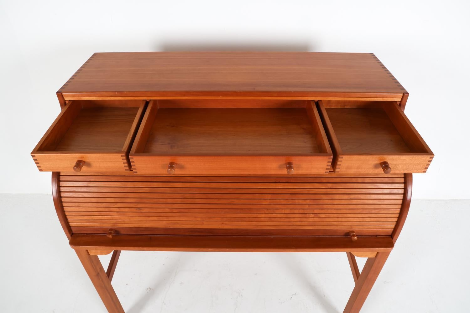Andreas Hansen for Hadsten Teak Roll-Top Secretary Desk, Circa 1970's In Good Condition In Norwalk, CT