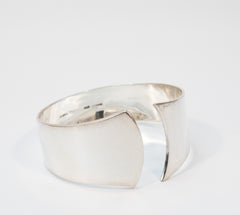 Andreas Mikkelsen, Dänemark, Manschettenarmband aus Sterlingsilber, modernistisches Design