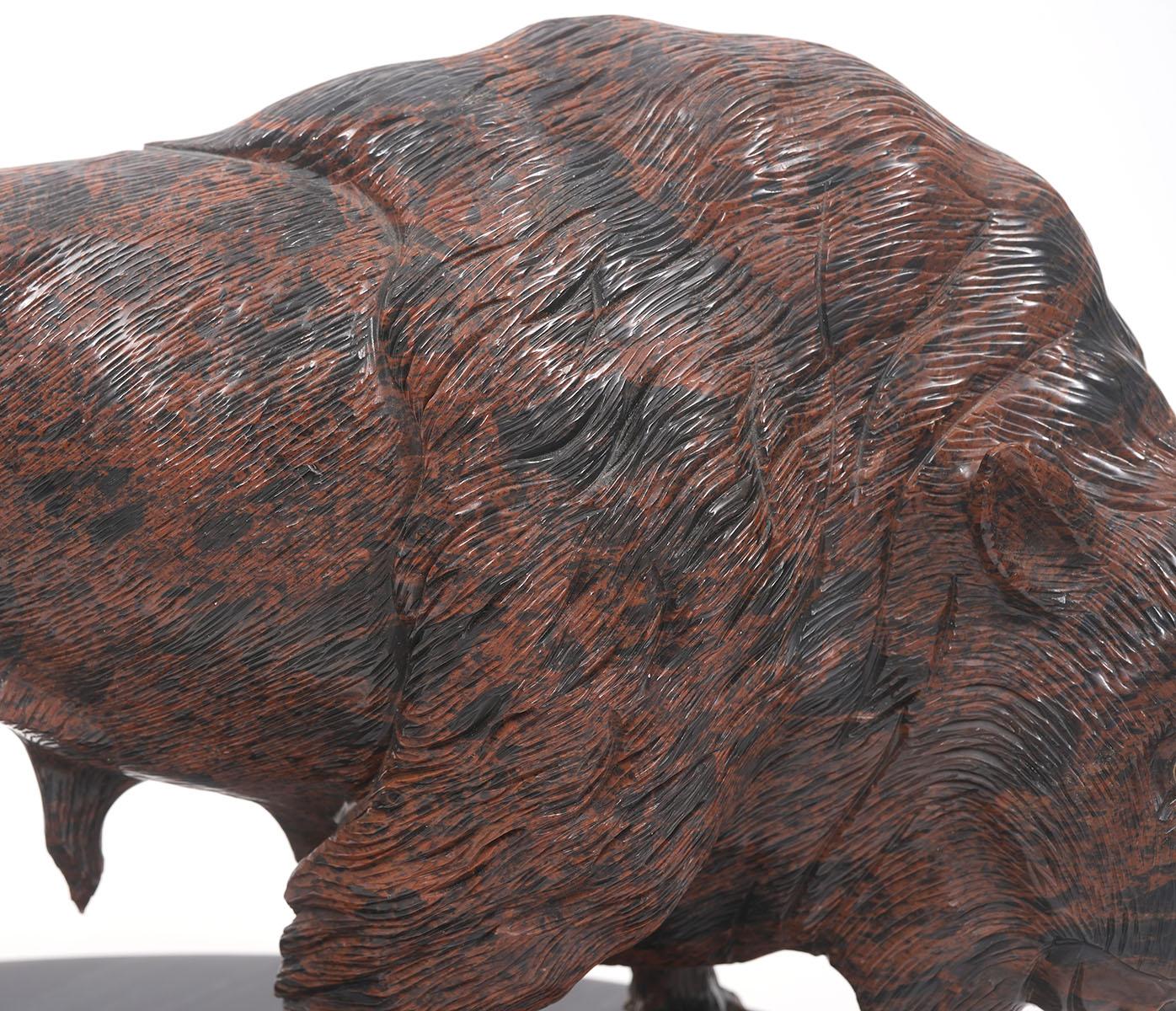 Andreas von Zadora Canadiense (Nacido en 1957) Lapidario Escultura de Obsidiana de Búfalo en Bueno estado para la venta en Ft. Lauderdale, FL