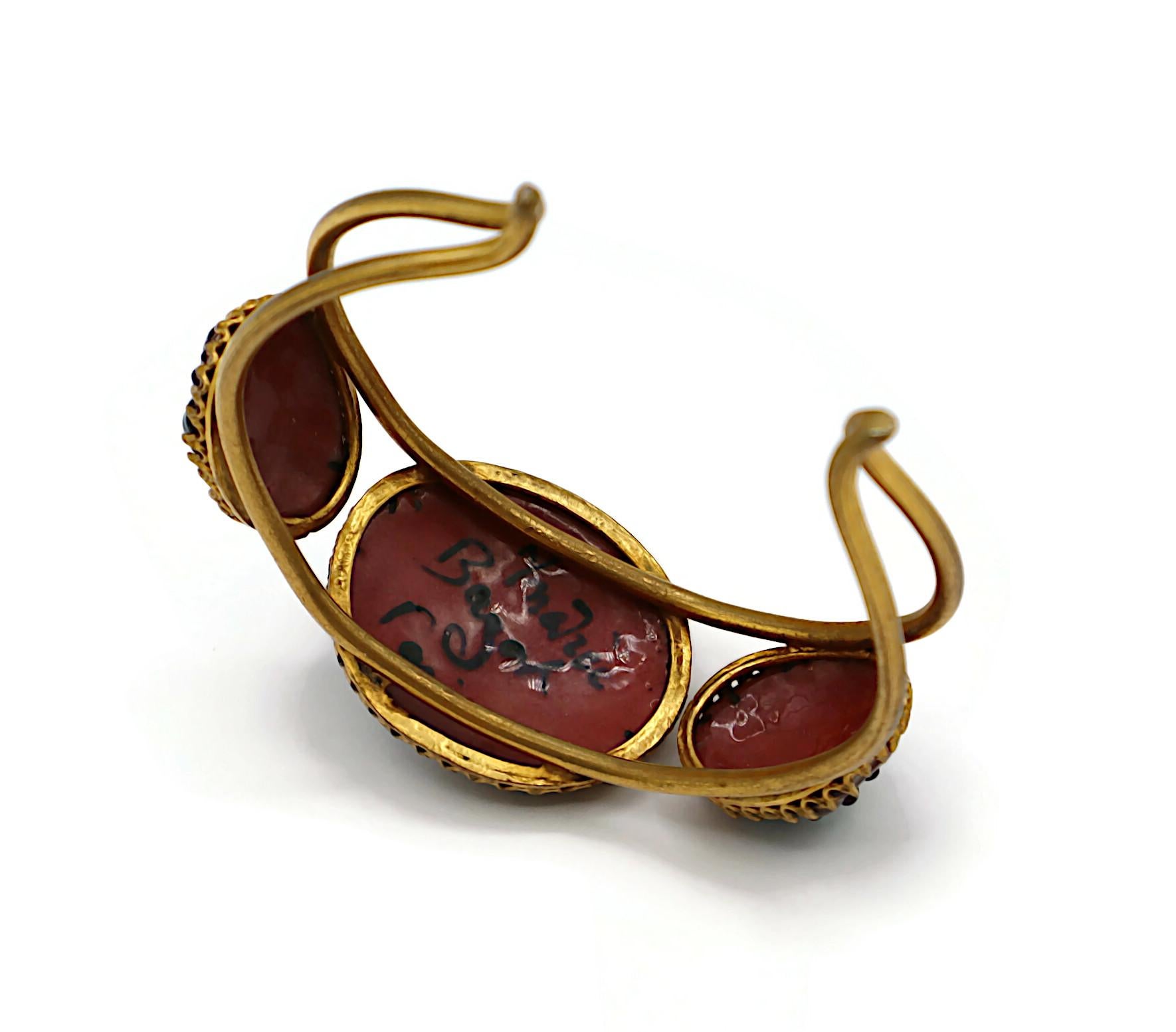 ANDREE BAZOT Paris Bracelet jonc rigide vintage avec cabochons en verre émaillé en vente 7