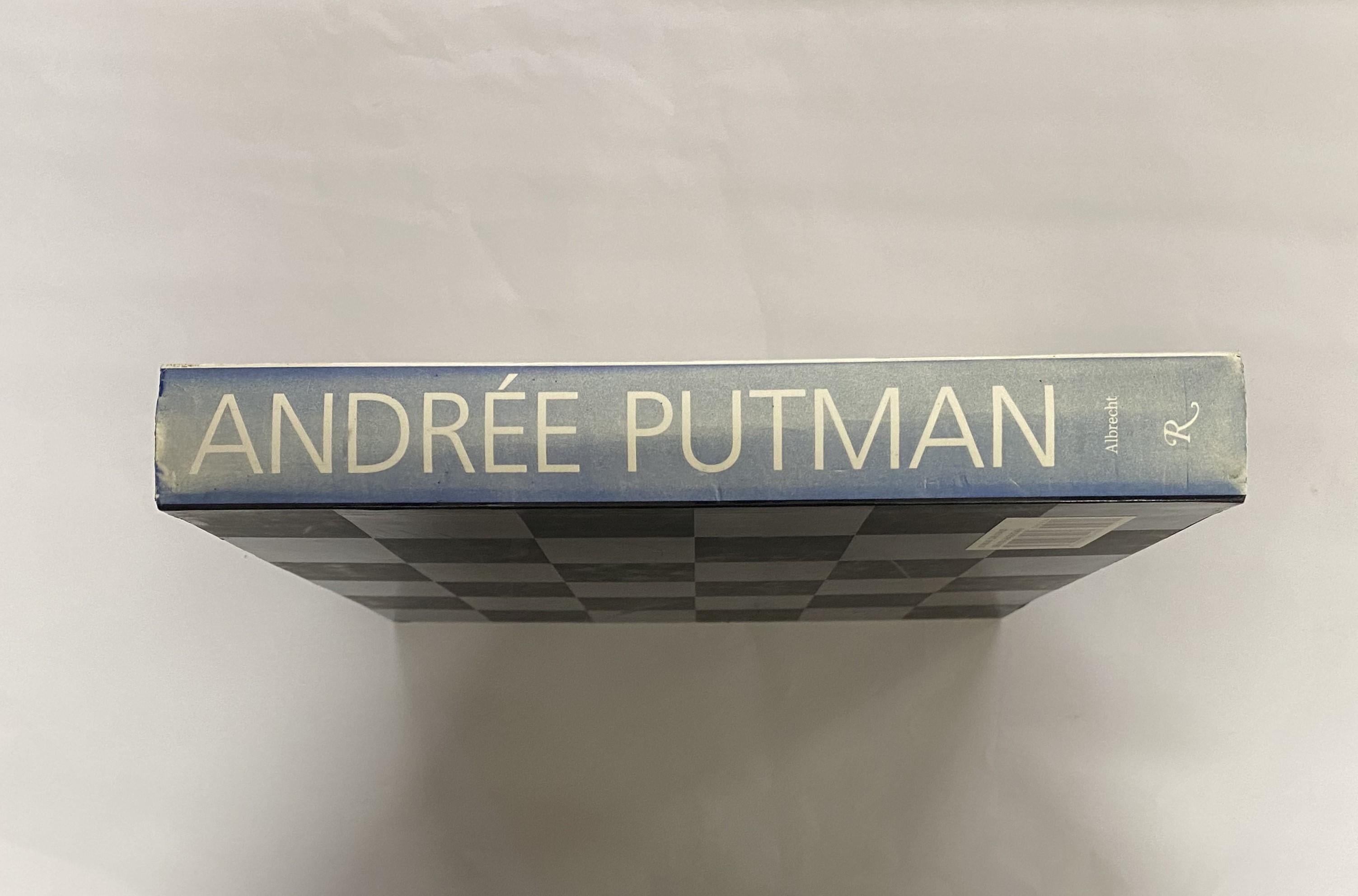 Incontestablement la grande dame du design moderne, Andrée Putman a fait irruption sur la scène il y a vingt-cinq ans avec les intérieurs graphiques en noir et blanc de l'hôtel Morgans à New York. Depuis lors, M. Putman a redéfini le design pour