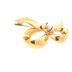 Andree Putman Limited Edition Polished Ribbon Bow Brooch With White-Gold Knot