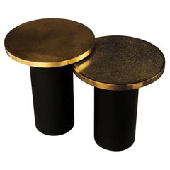 Tavolini Andrée - Ottone inciso e martellato, acciaio nero- Ø 40 cm x H40/45