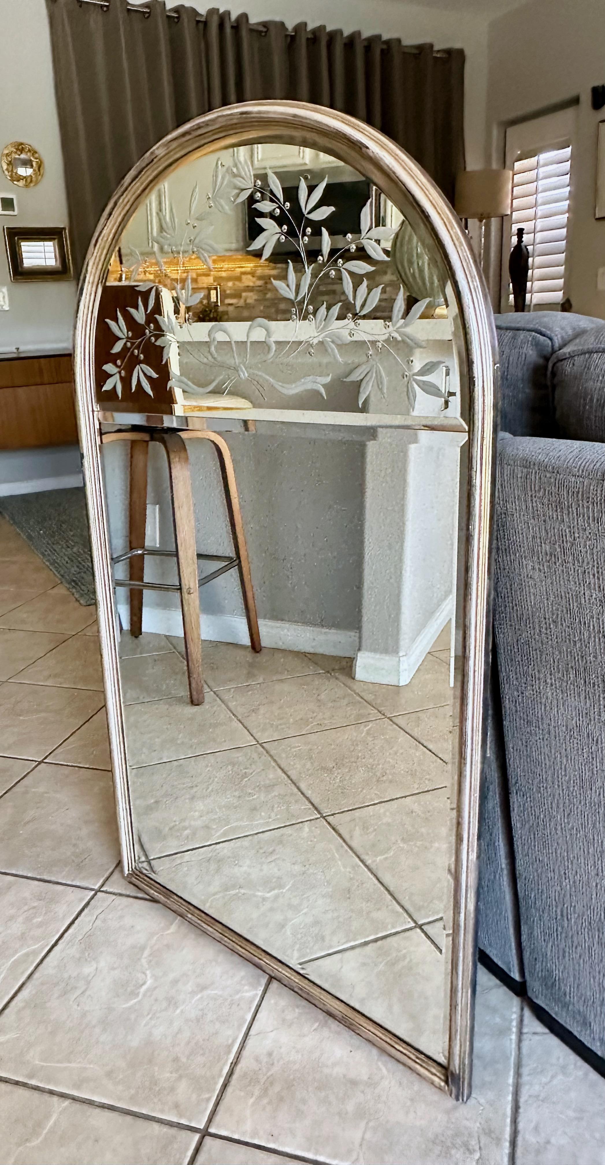 ANDREI ENZO Labarge Italian Etched Arched Wall Mirror For Sale 1