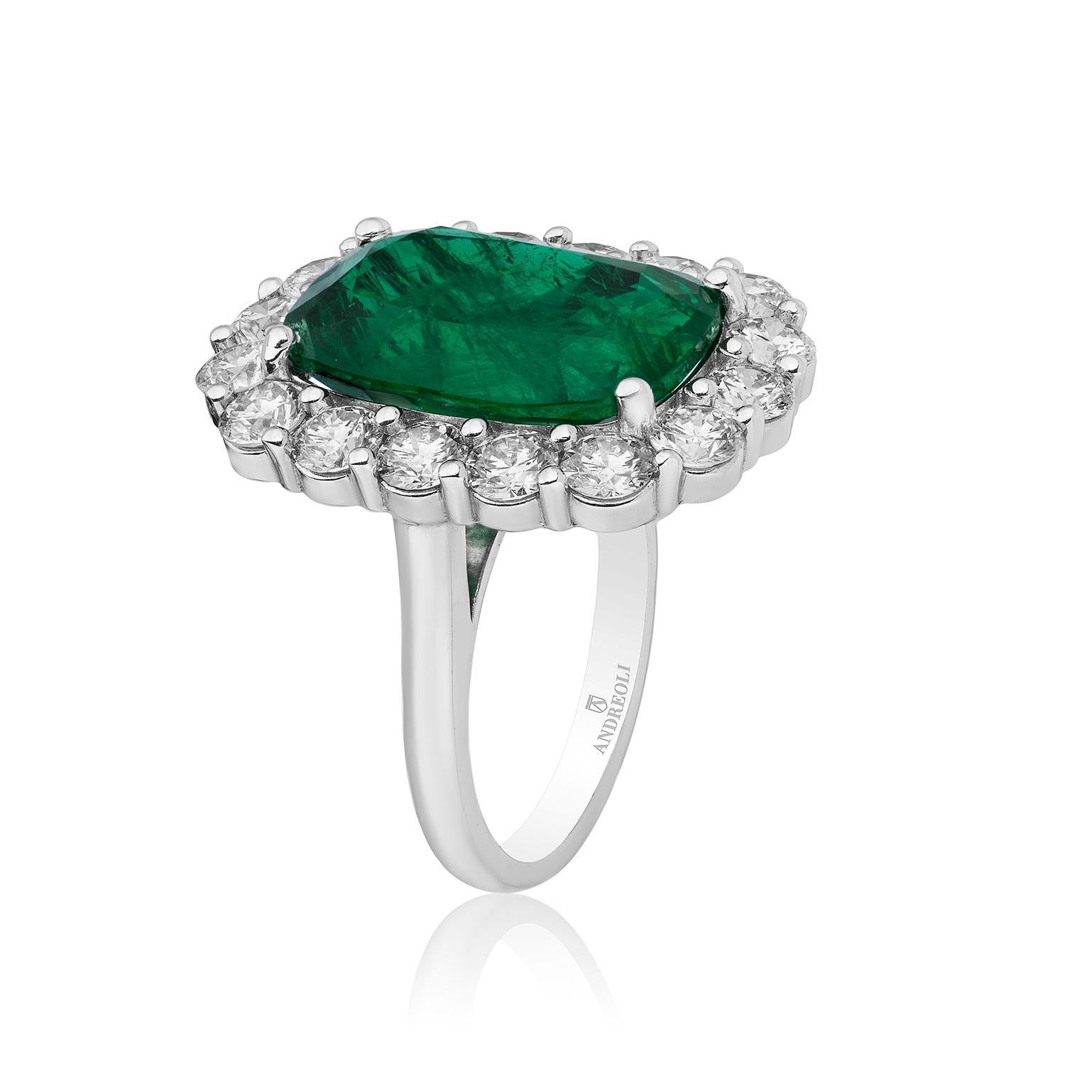 Andreoli 10.04 Carat Emerald CDC Certified Diamond Platinum Engagement Ring

This Andreoli ring Features:

2.98 Carat Round Brilliant Diamonds (F-G-H Color, VS-SI Clarity)
10.04 Carat Emerald CDC Switzerland based gemological laboratory Zambian