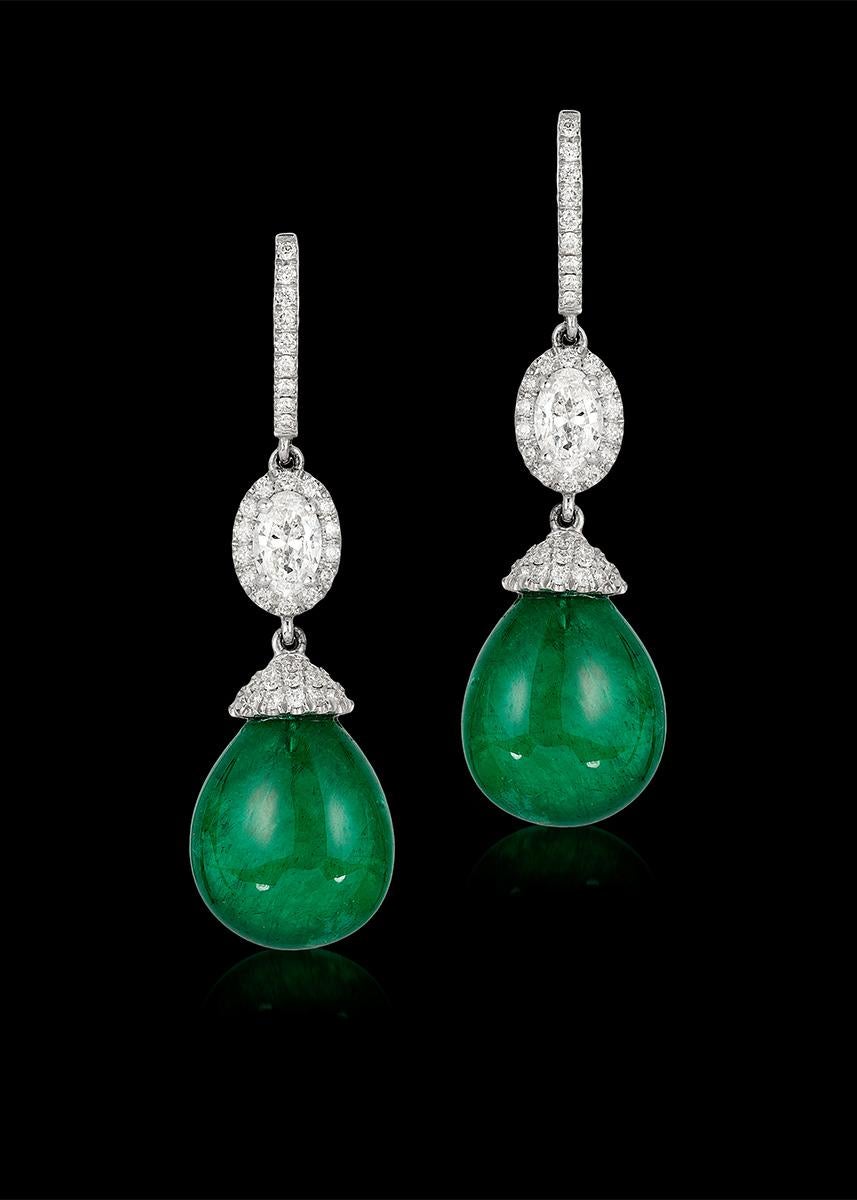 Andreoli 20.25 Carat Emerald Diamond Drop Earrings 18 Karat White Gold/

These Andreoli earrings feature:

0.89ct Pair of Oval Diamonds
0.90ct Round Diamond
20.25ct Emerald Certified 
5.89gm 18KT White Gold

Made in the USA