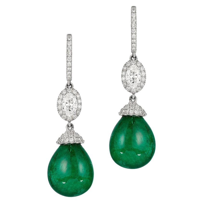 Andreoli 20.25 Carat Emerald Diamond Drop Earrings 18 Karat White Gold