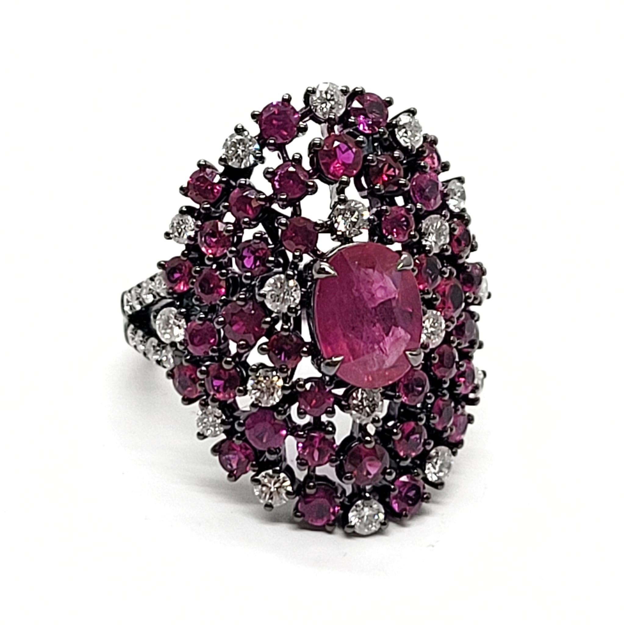 Contemporary Andreoli 3.52 Carat Ruby Diamond 18 Karat Gold Ring For Sale