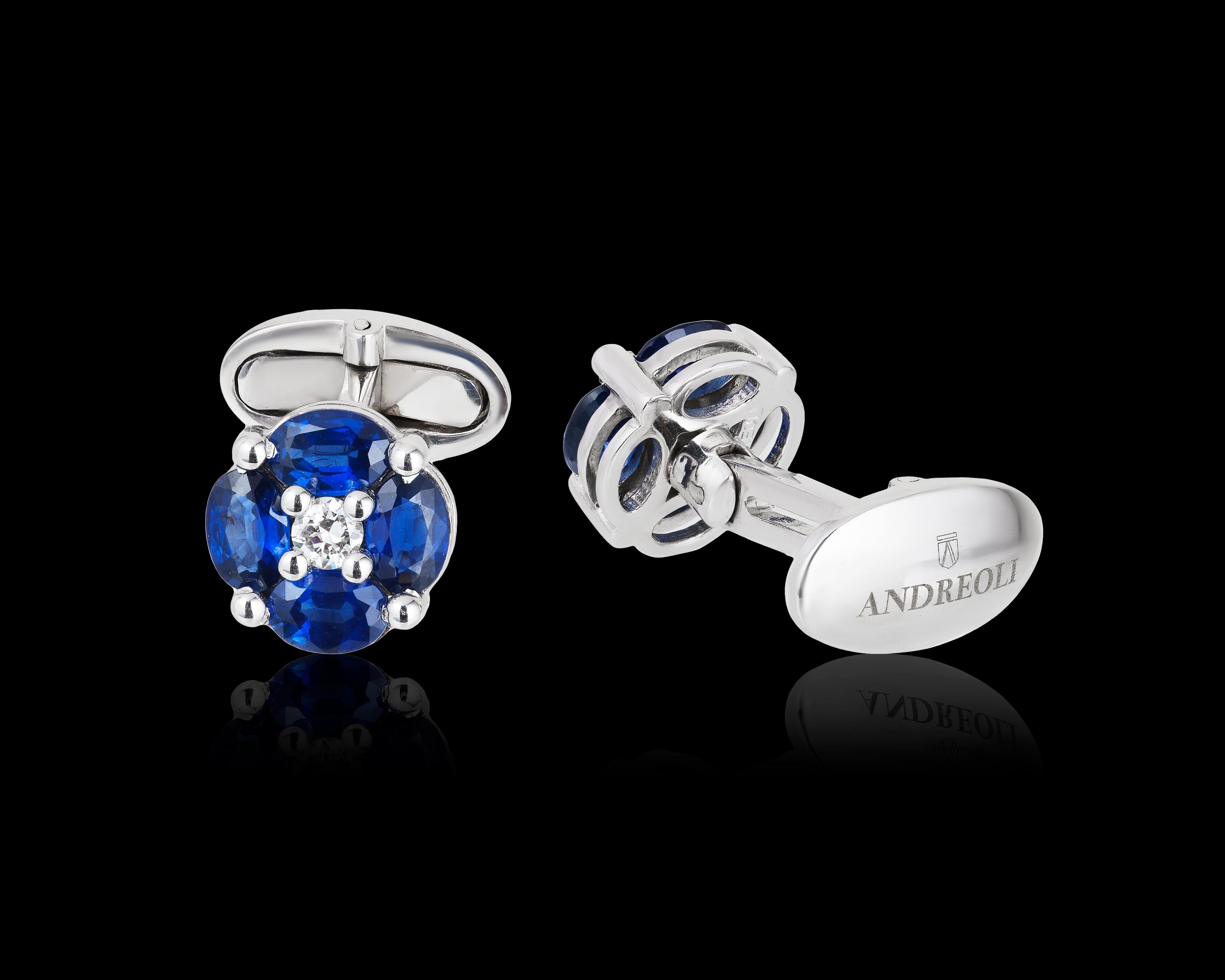 Contemporary Andreoli 4.45 Carat Blue Sapphire 18 Karat White Gold Cufflinks For Sale