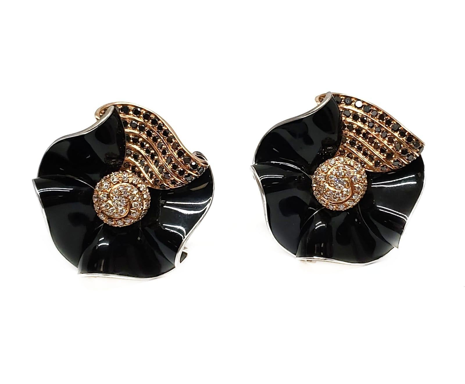 Round Cut Andreoli Black Diamond Enamel 18 Karat Two-Tone Gold Earrings For Sale