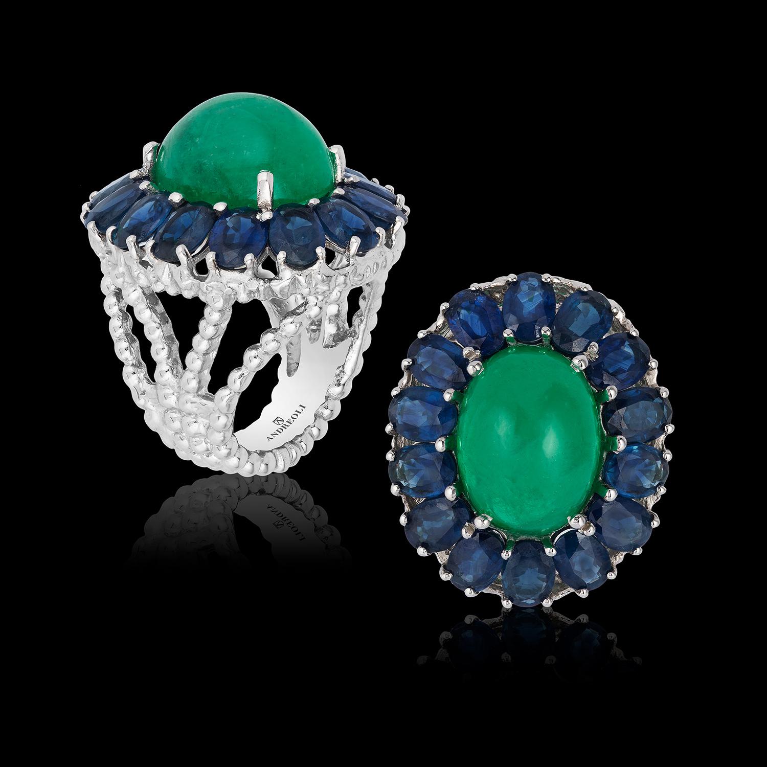 Andreoli Colombian Cabochon Emerald Blue Sapphire Cocktail Dome Ring Unisexe en vente