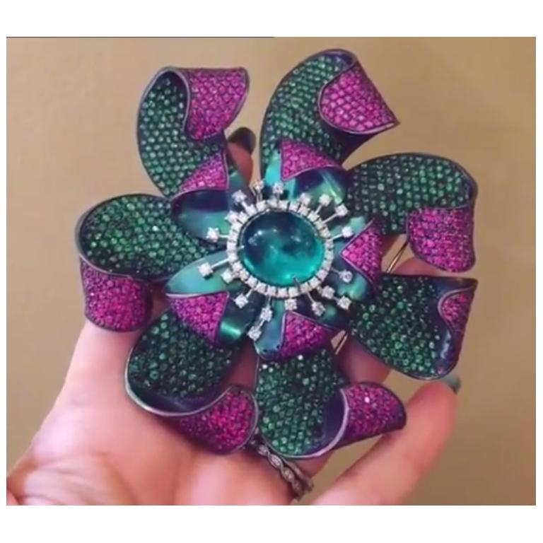 Andreoli Colombian Emerald Pink Sapphire Tsavorite Flower Brooch Titanium Pin In New Condition For Sale In New York, NY
