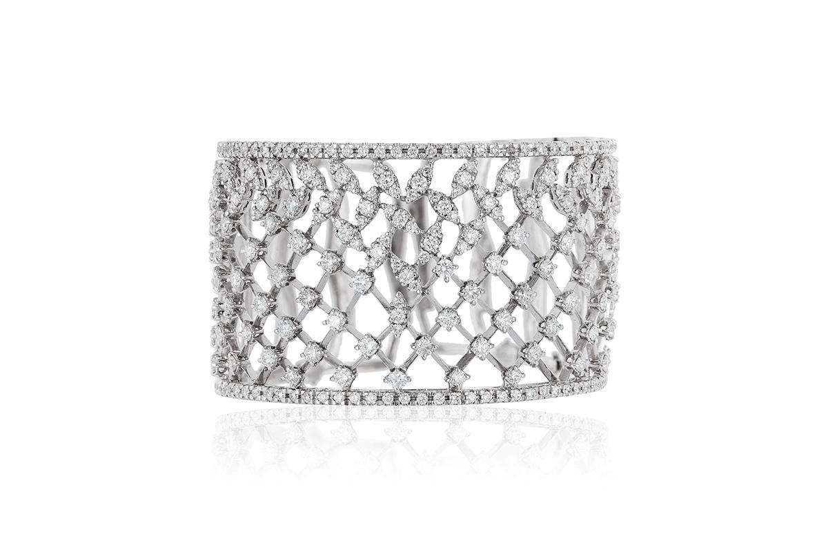 Contemporary Andreoli Diamond 18 Karat Gold Bracelet For Sale