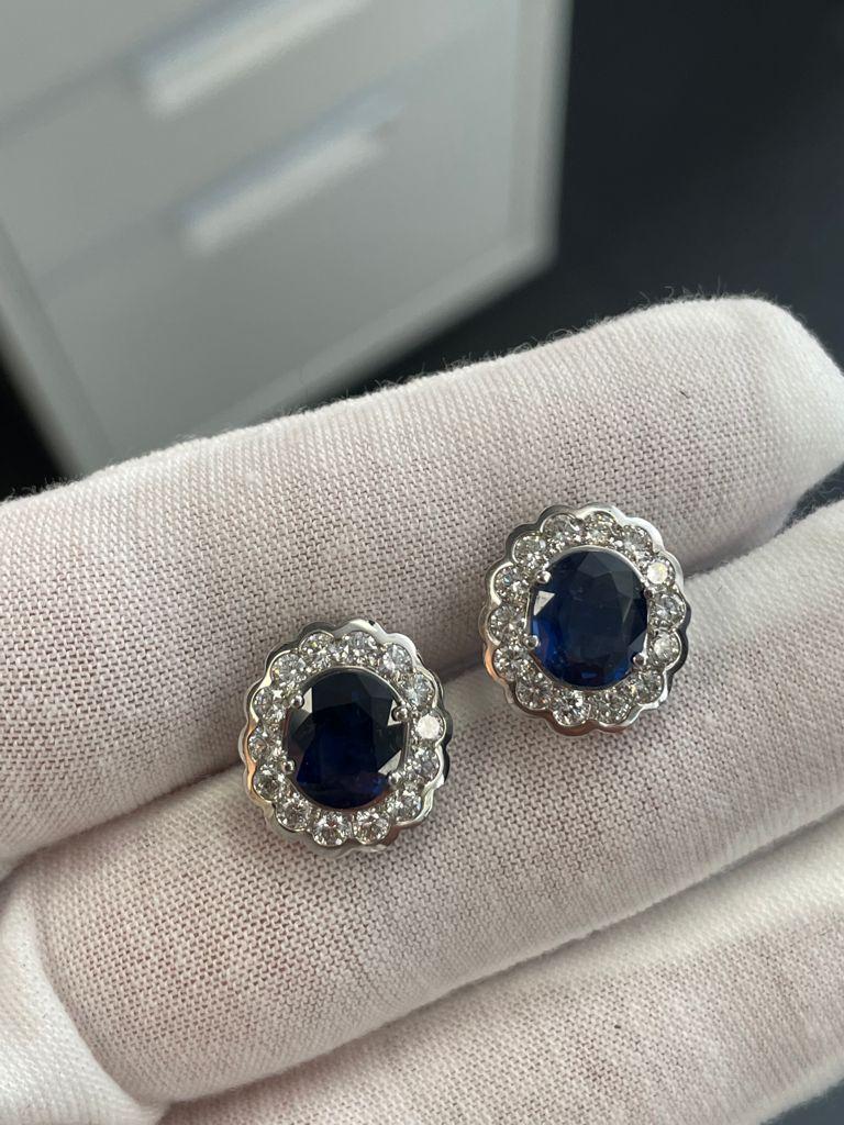 Taille ronde Andreoli Boutons de manchette en diamants et saphirs bleus en vente