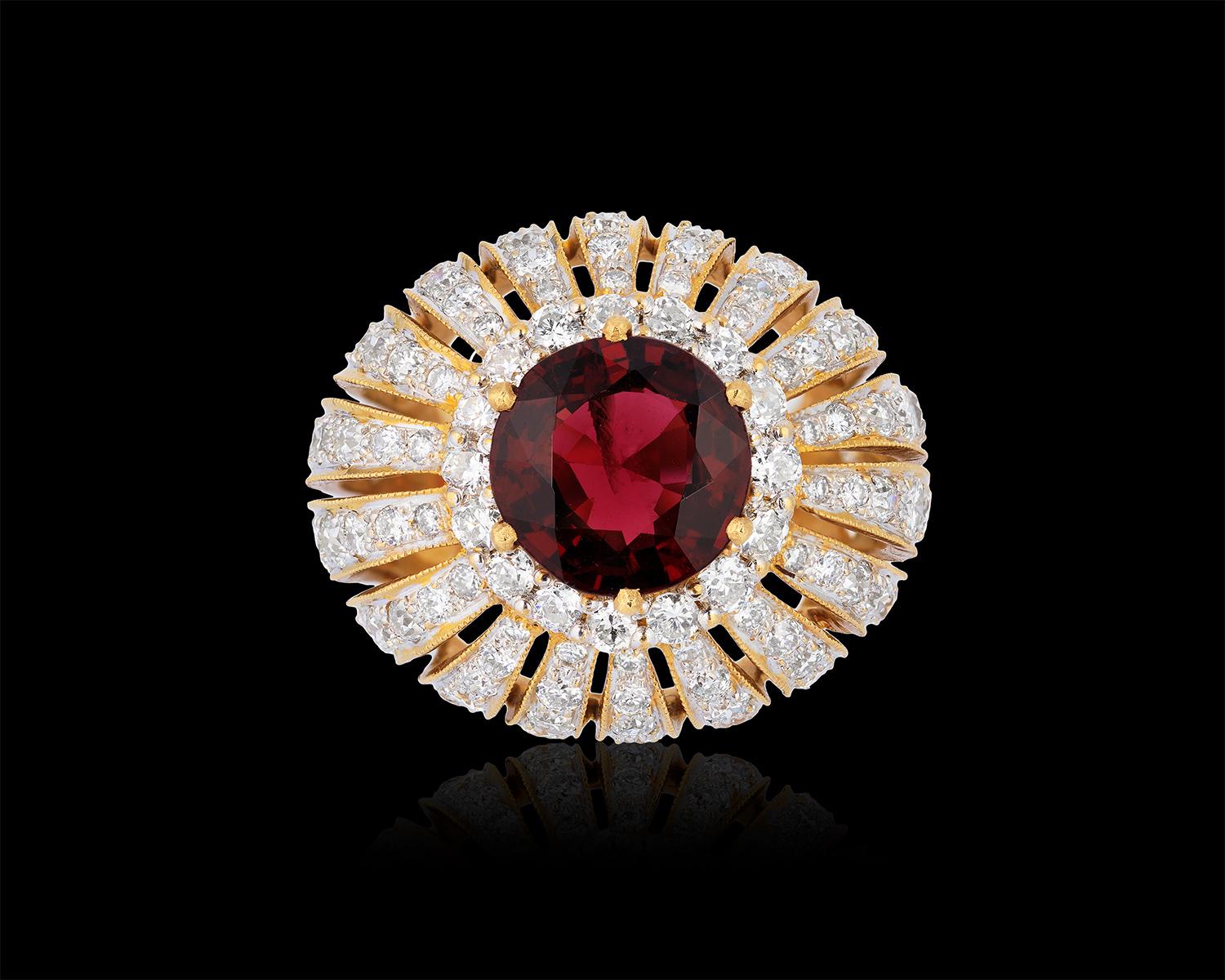 Andreoli Diamond Red Spinel Cocktail Ring 18 Karat Yellow Gold In New Condition In New York, NY