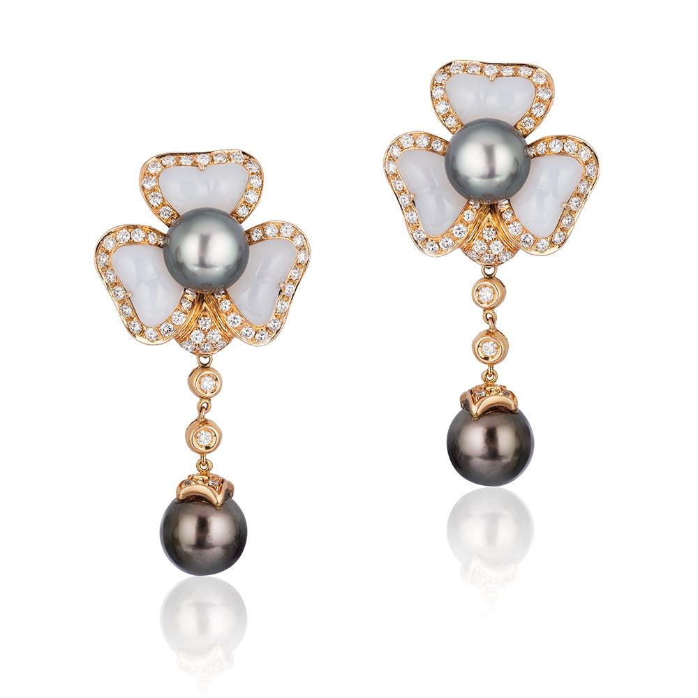 Mixed Cut Andreoli Diamond White Agate Pearl 18 Karat Yellow Gold Earrings For Sale