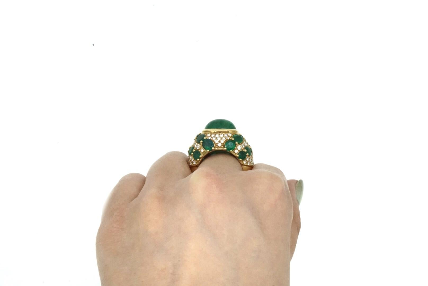 Andreoli Emerald Diamond and Gold Bombe Ring In Excellent Condition For Sale In New York, NY