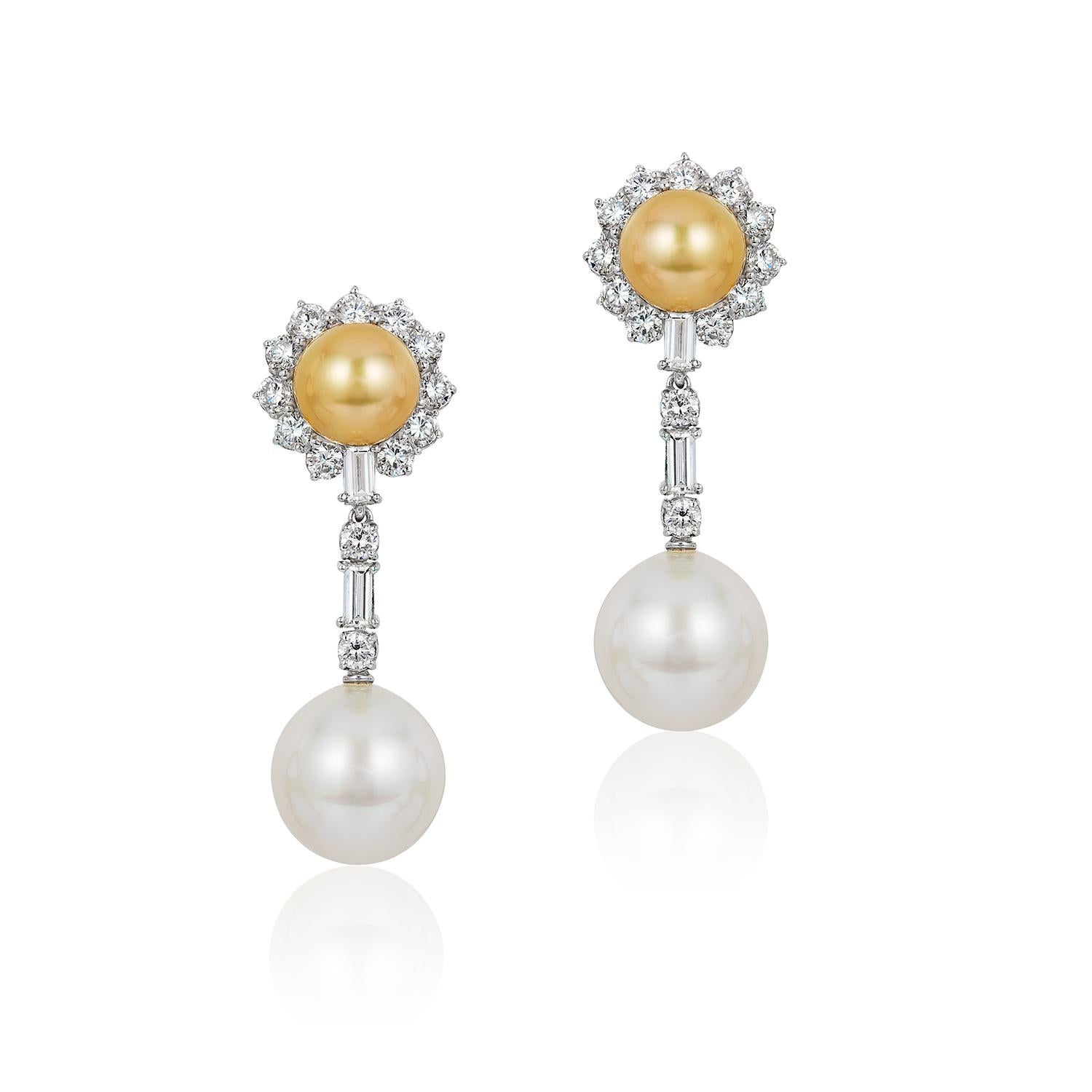 These Andreoli Earrings can be worn in two ways. The top Golden South Sea pearls can be worn as studs, or connected with the bottom white South sea pearls to be worn together as drops. 

Features two golden south sea pearls, two whie south sea